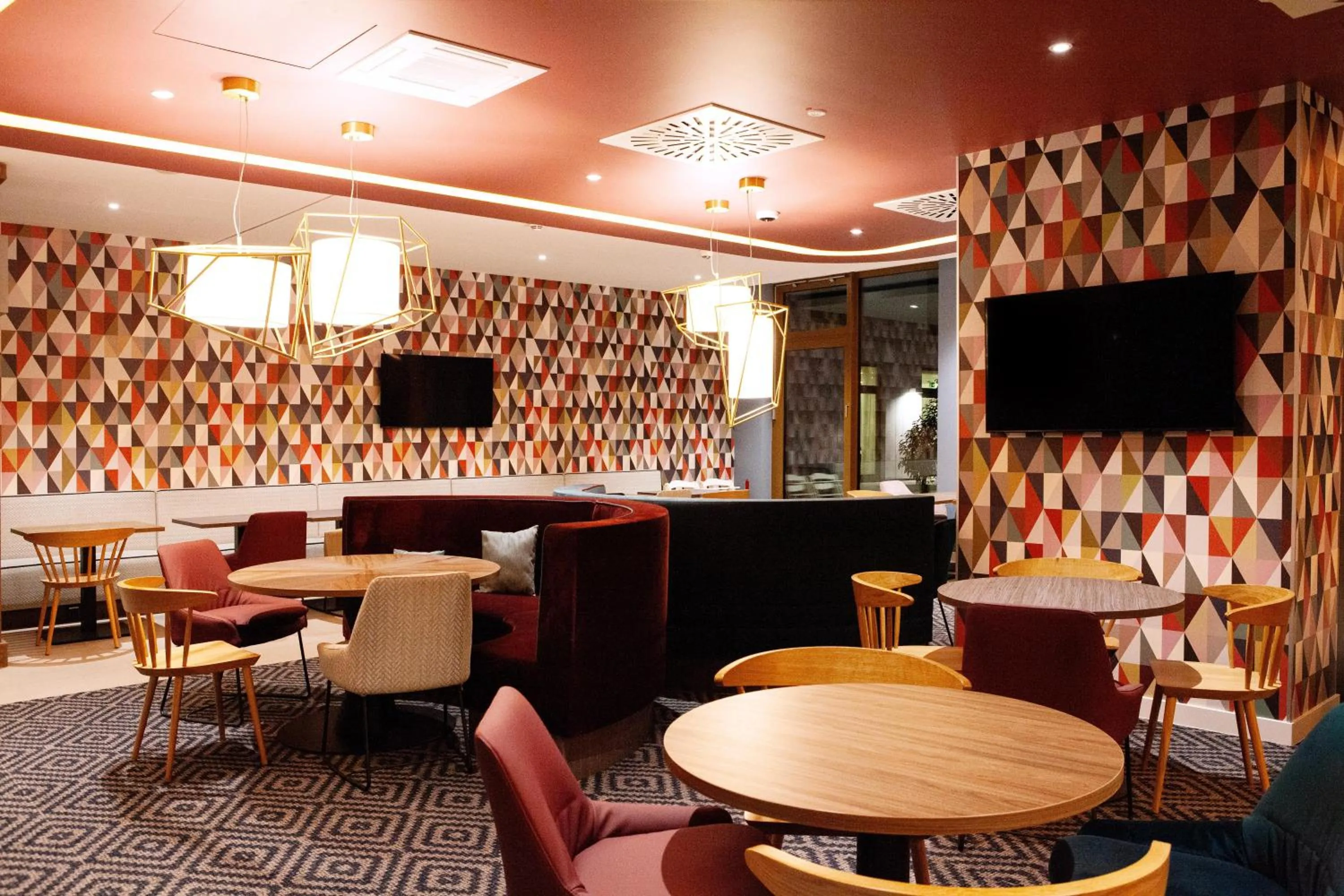 Breakfast in Hampton By Hilton Stuttgart Airport