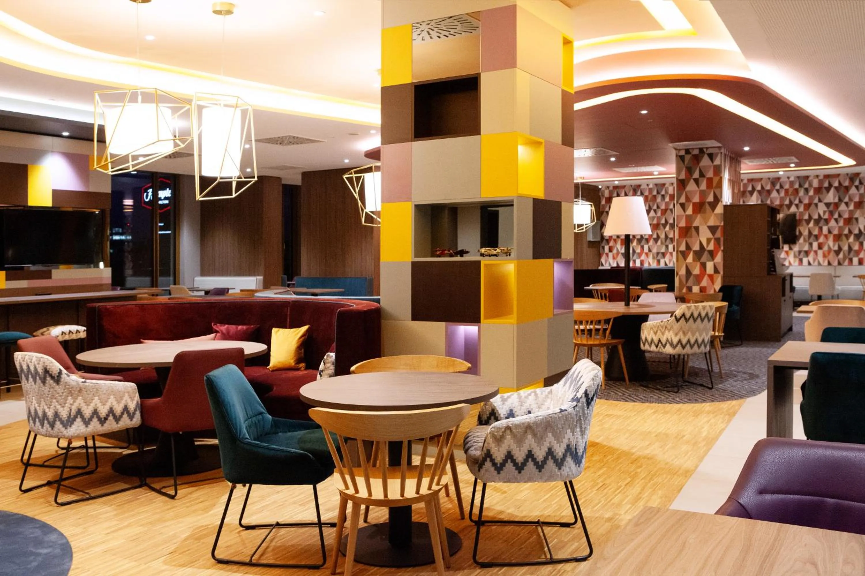 Restaurant/places to eat in Hampton By Hilton Stuttgart Airport