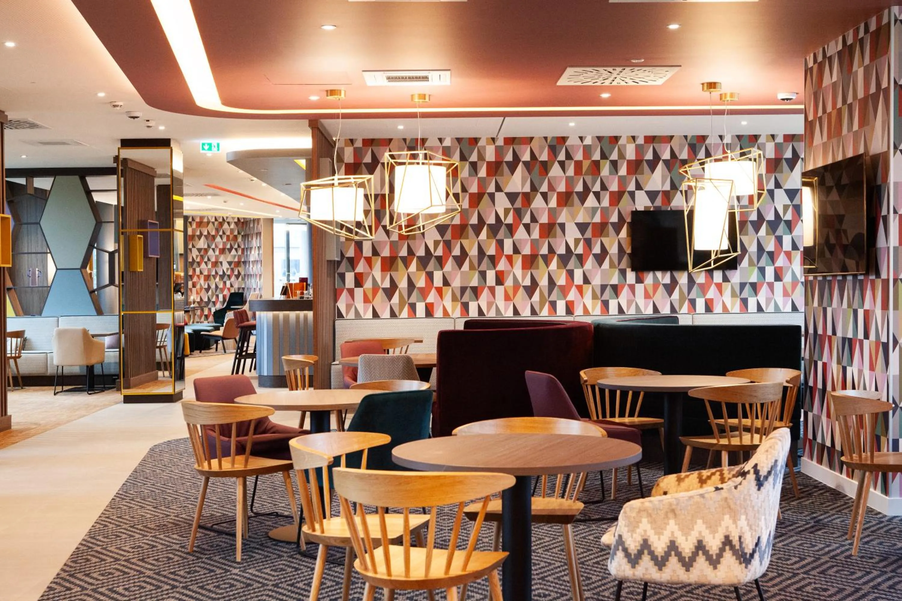 Restaurant/places to eat in Hampton By Hilton Stuttgart Airport