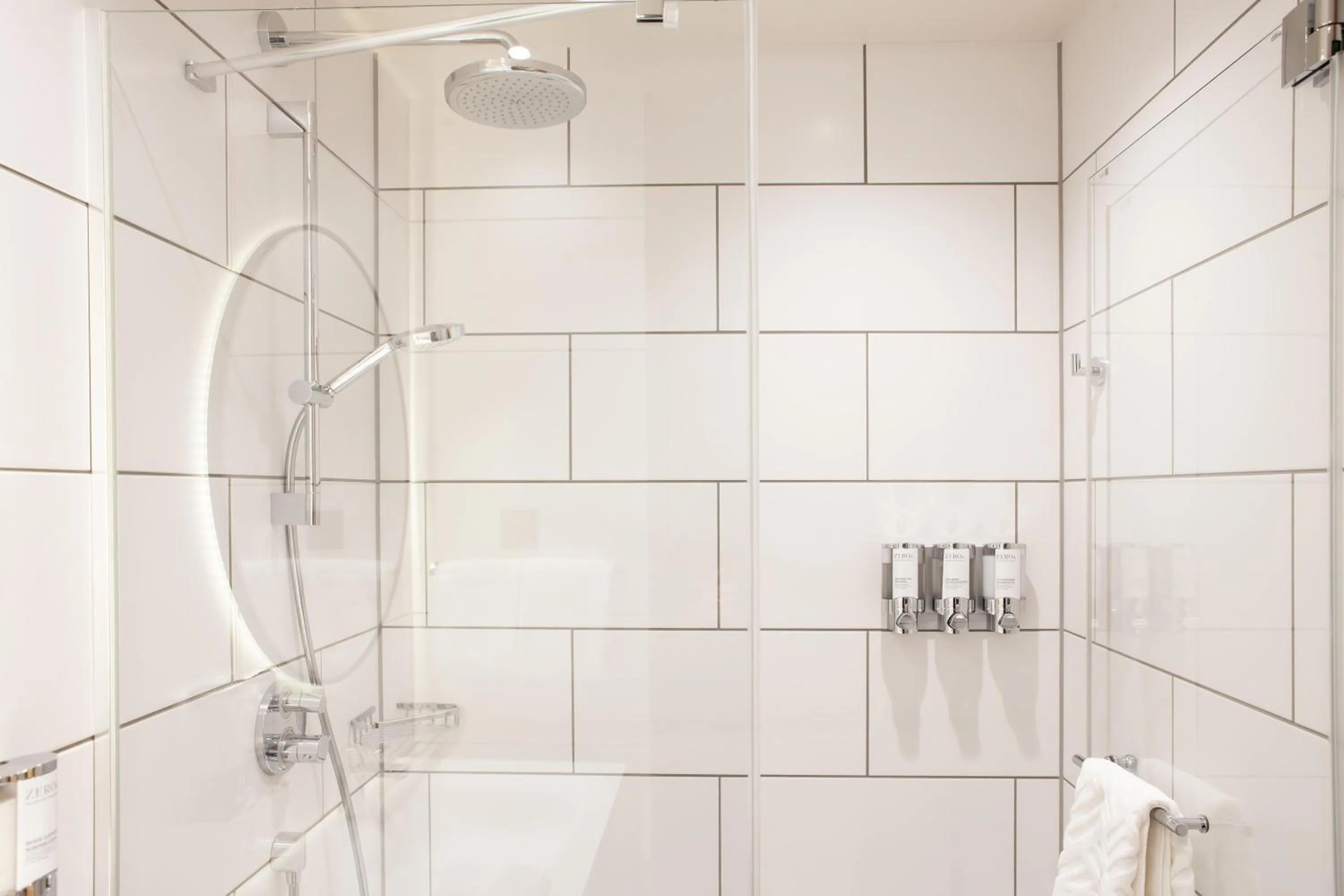 Bathroom in Hampton By Hilton Stuttgart Airport