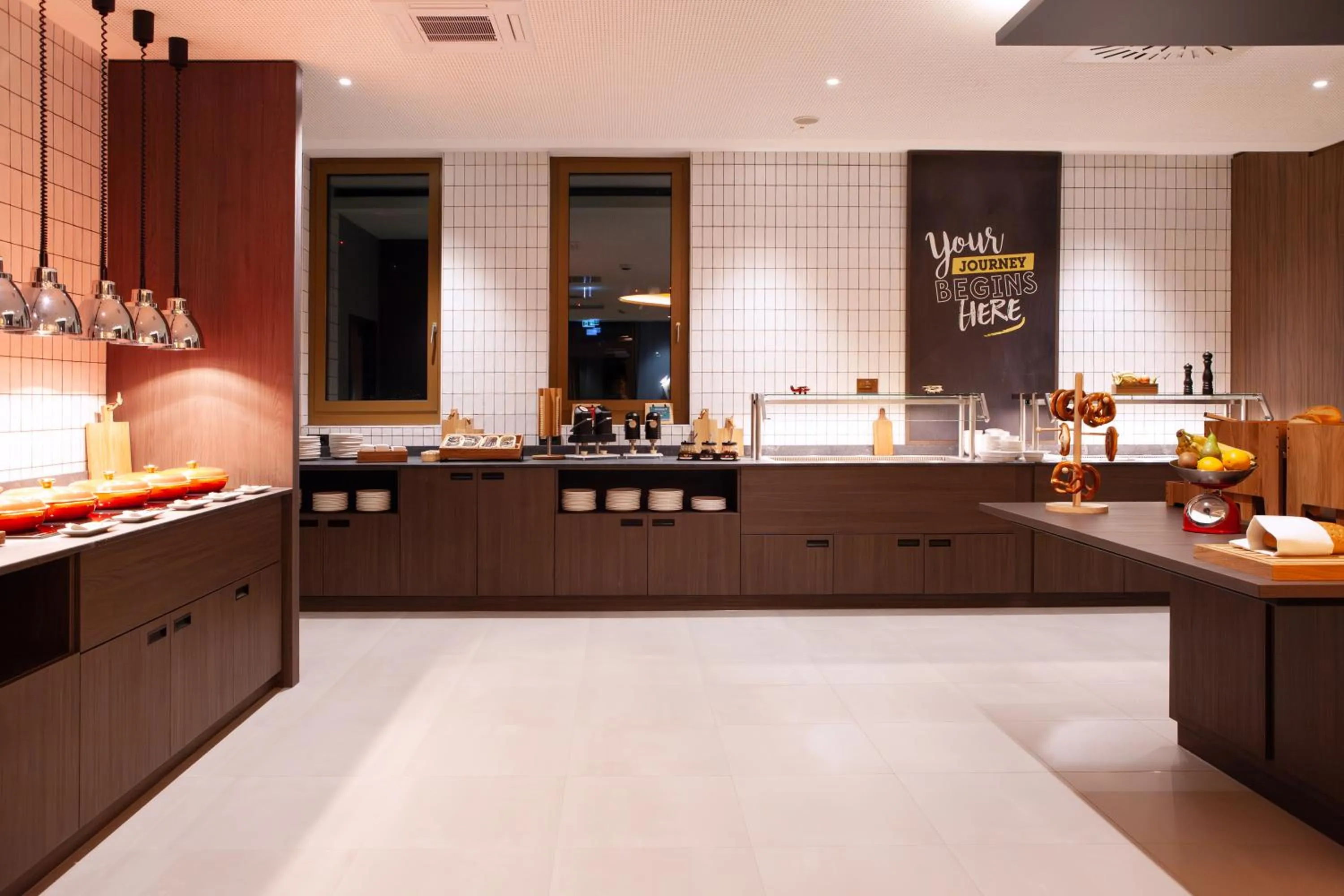 Breakfast in Hampton By Hilton Stuttgart Airport