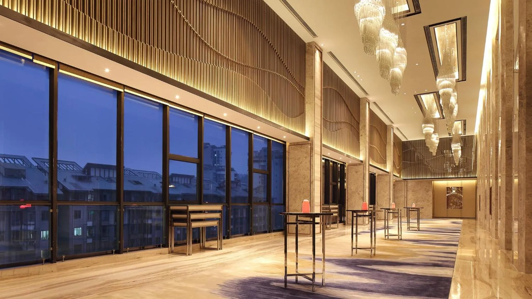 Lobby or reception in Crowne Plaza Yibin by IHG