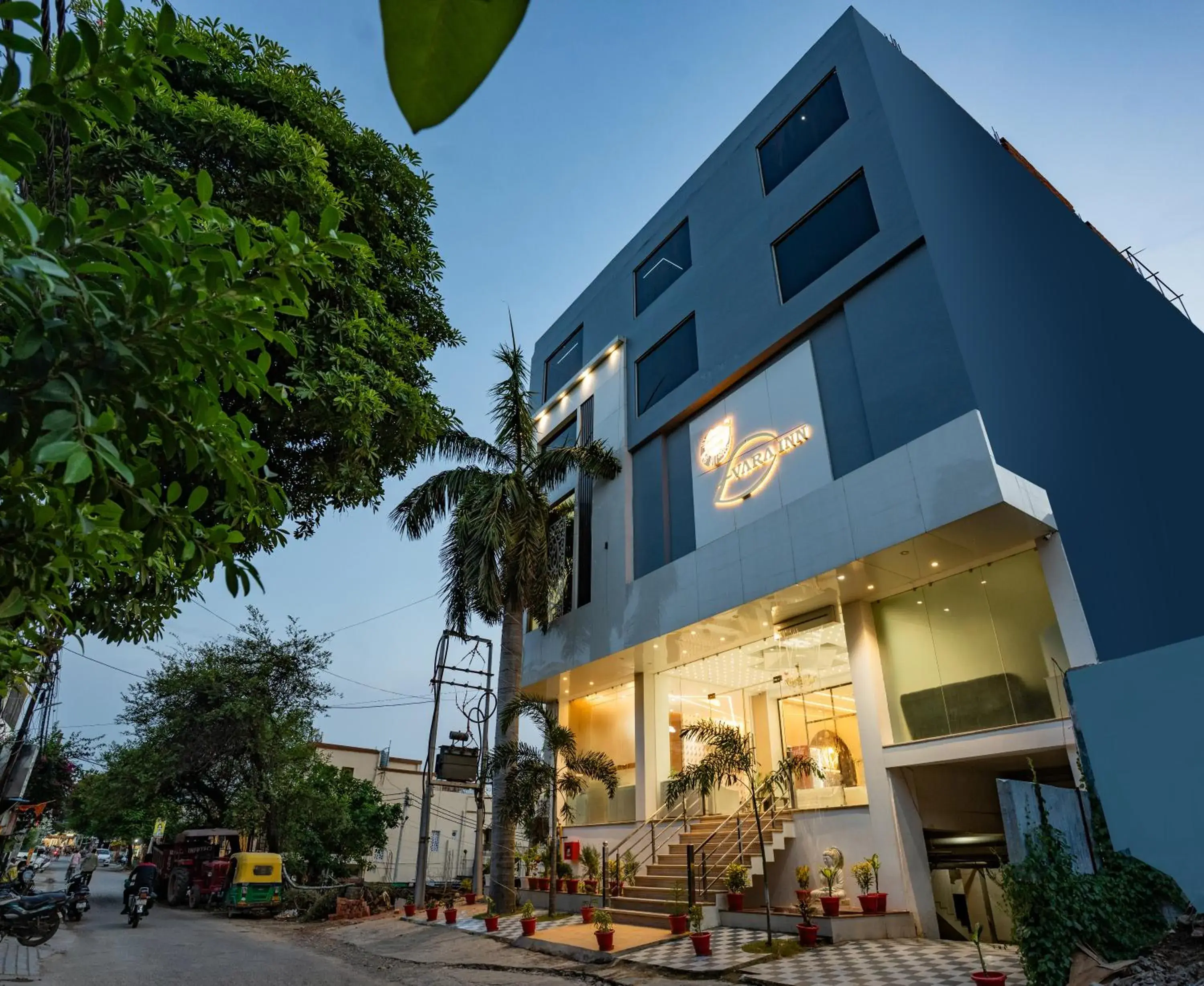 Property building in Tripli Hotels Evara Inn Property building in Tripli Hotels Evara Inn