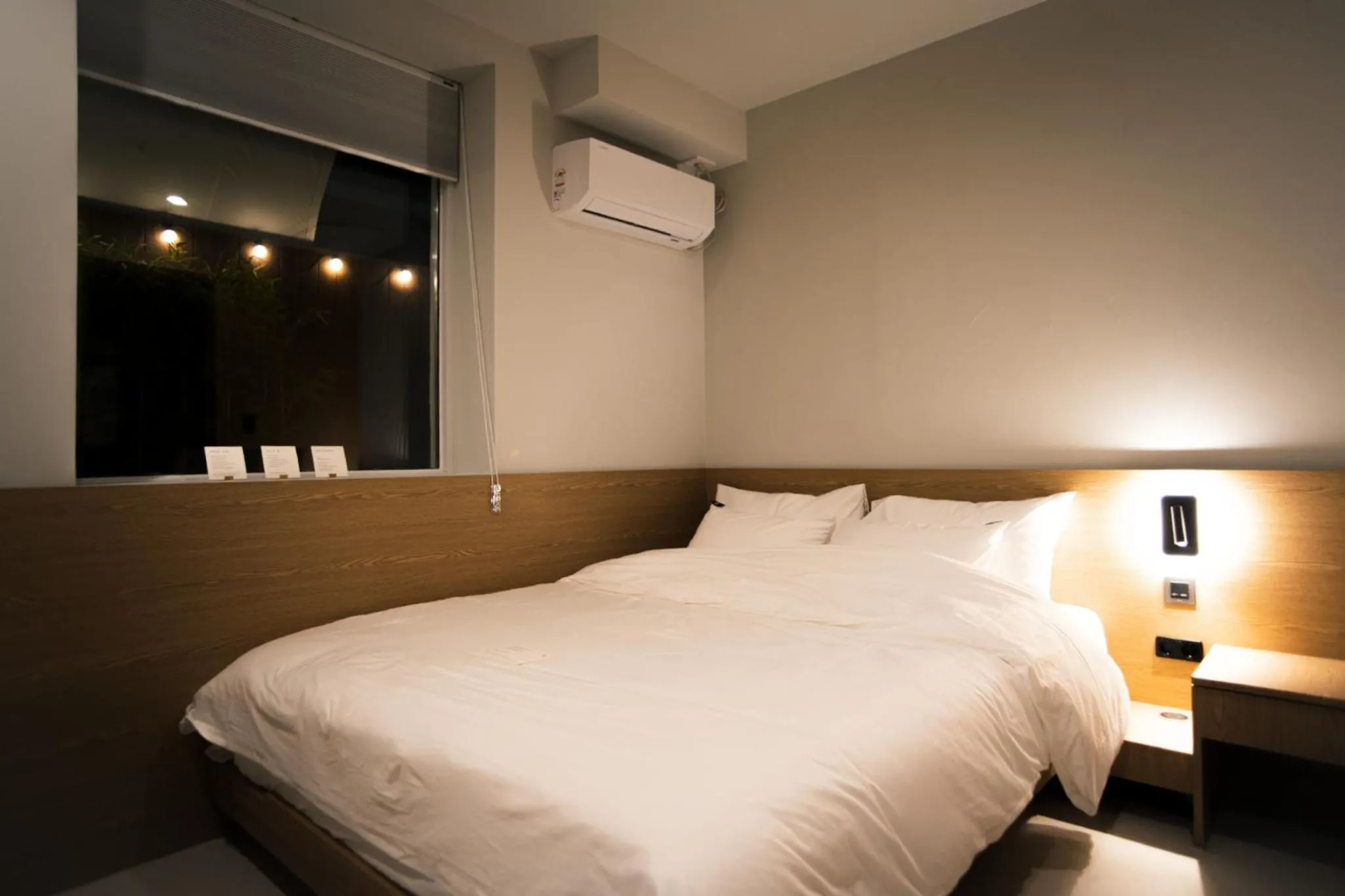 Bed in Yeobaek Hotel