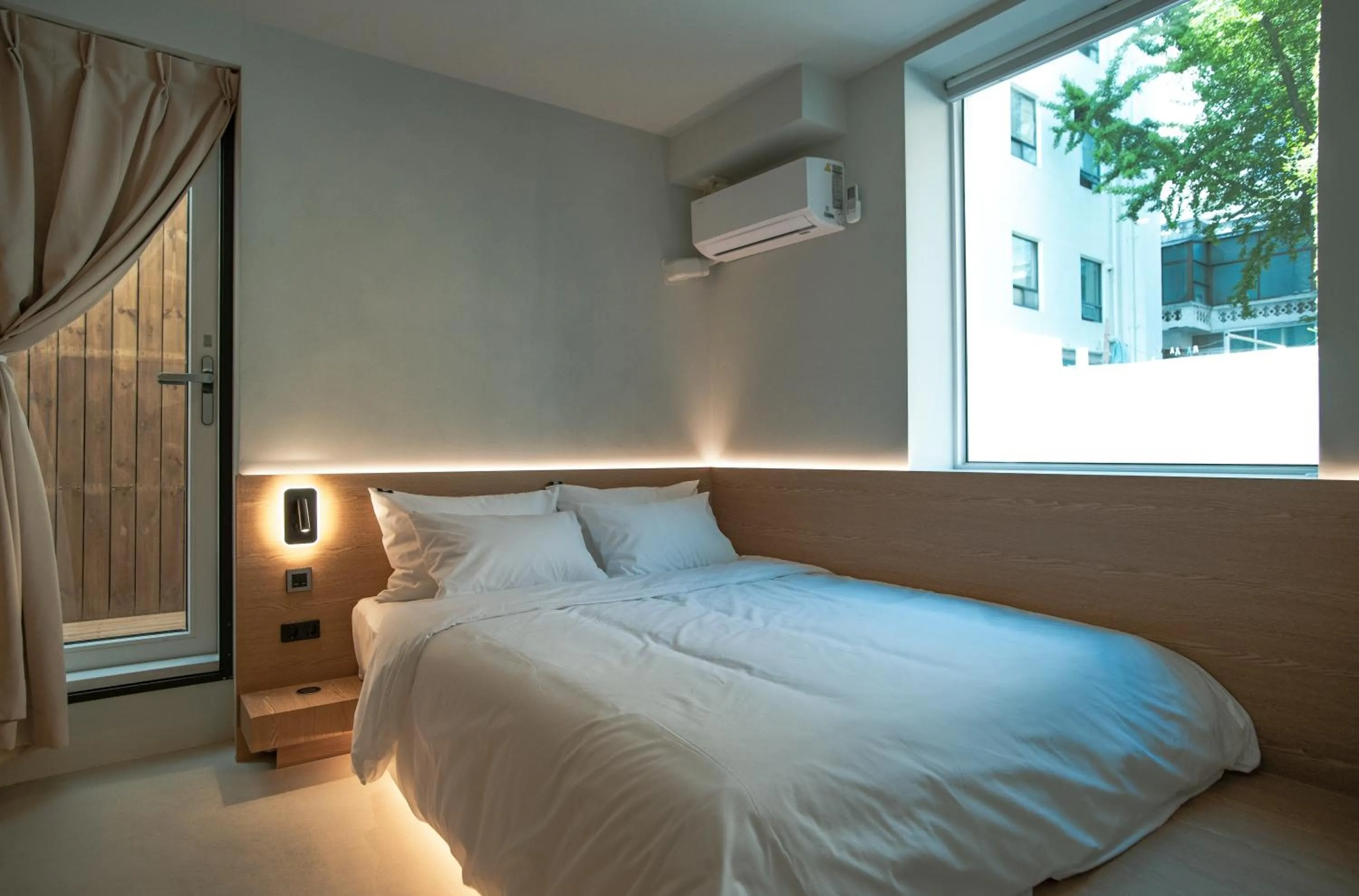Bedroom, Bed in Yeobaek Hotel