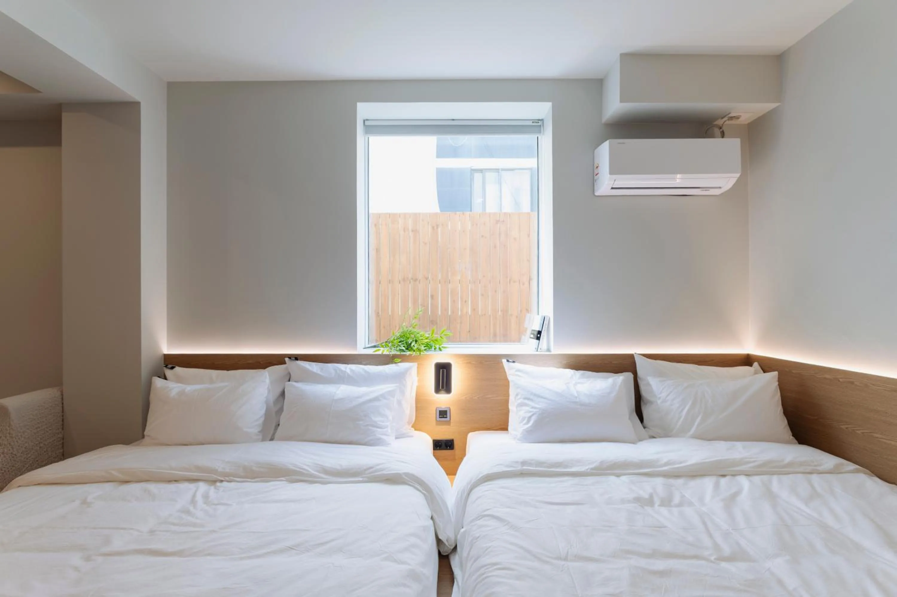 Bed in Yeobaek Hotel