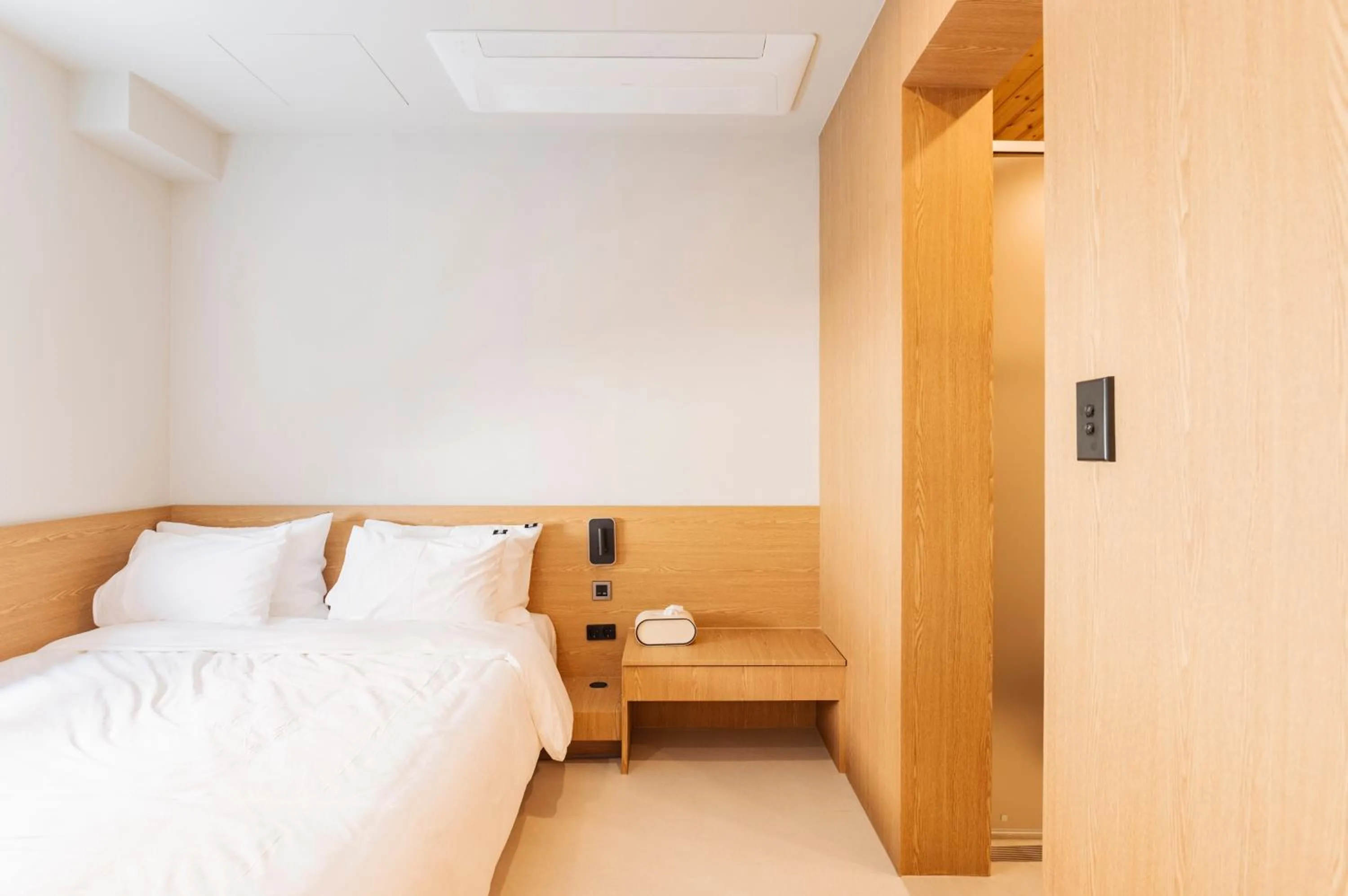 Bedroom, Bed in Yeobaek Hotel