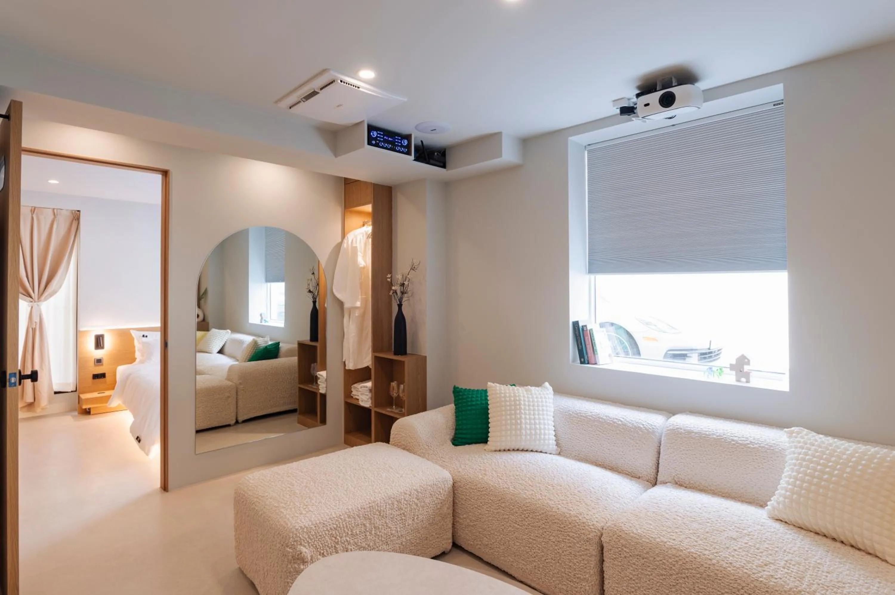 Living room, Bed in Yeobaek Hotel
