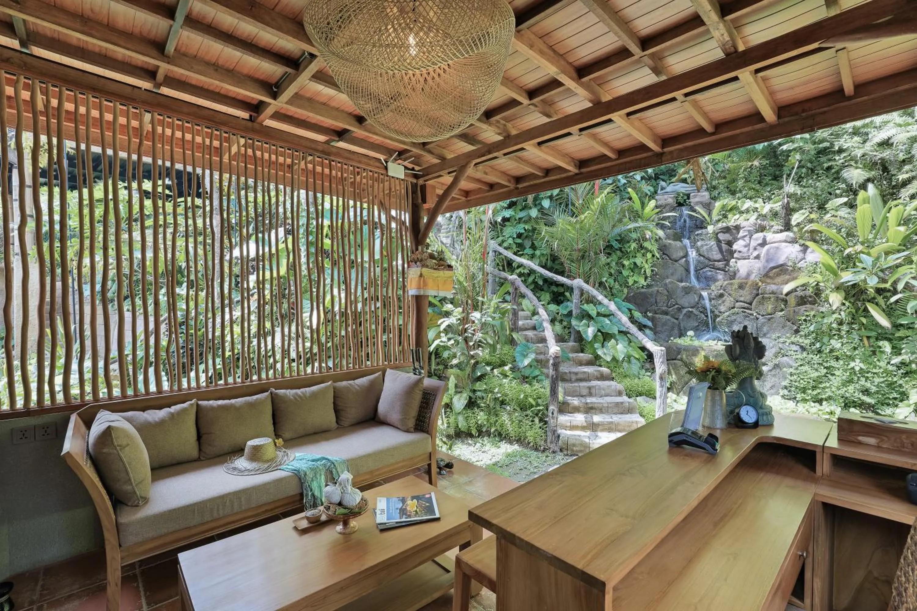 Lobby or reception in Alamora Healing Escape