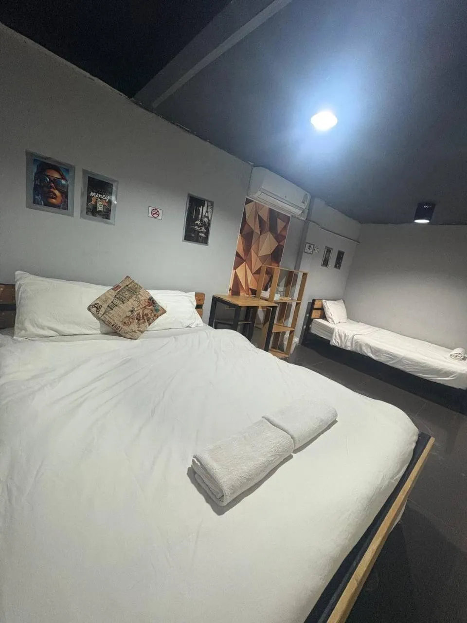 Bed in La Belle Nuit House