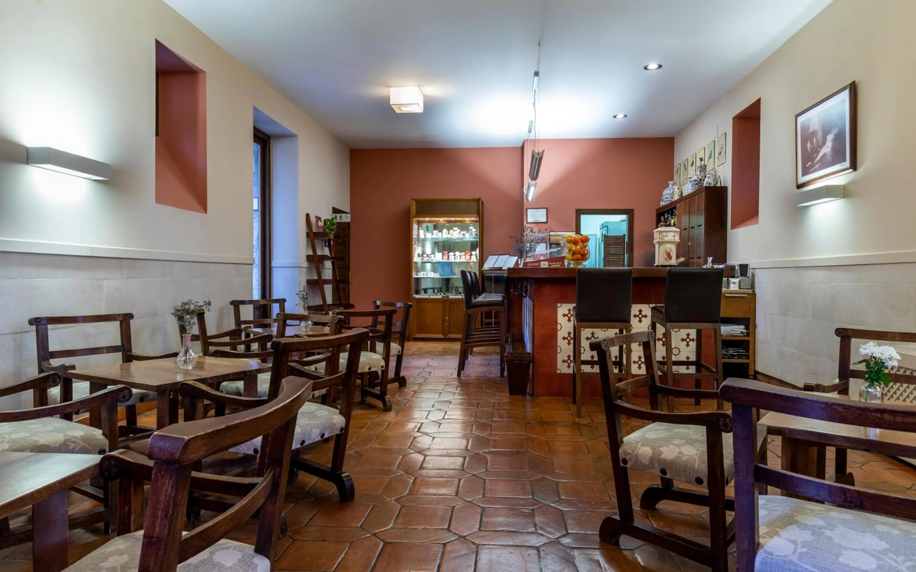 Lounge or bar in Parador de Jarandilla de la Vera