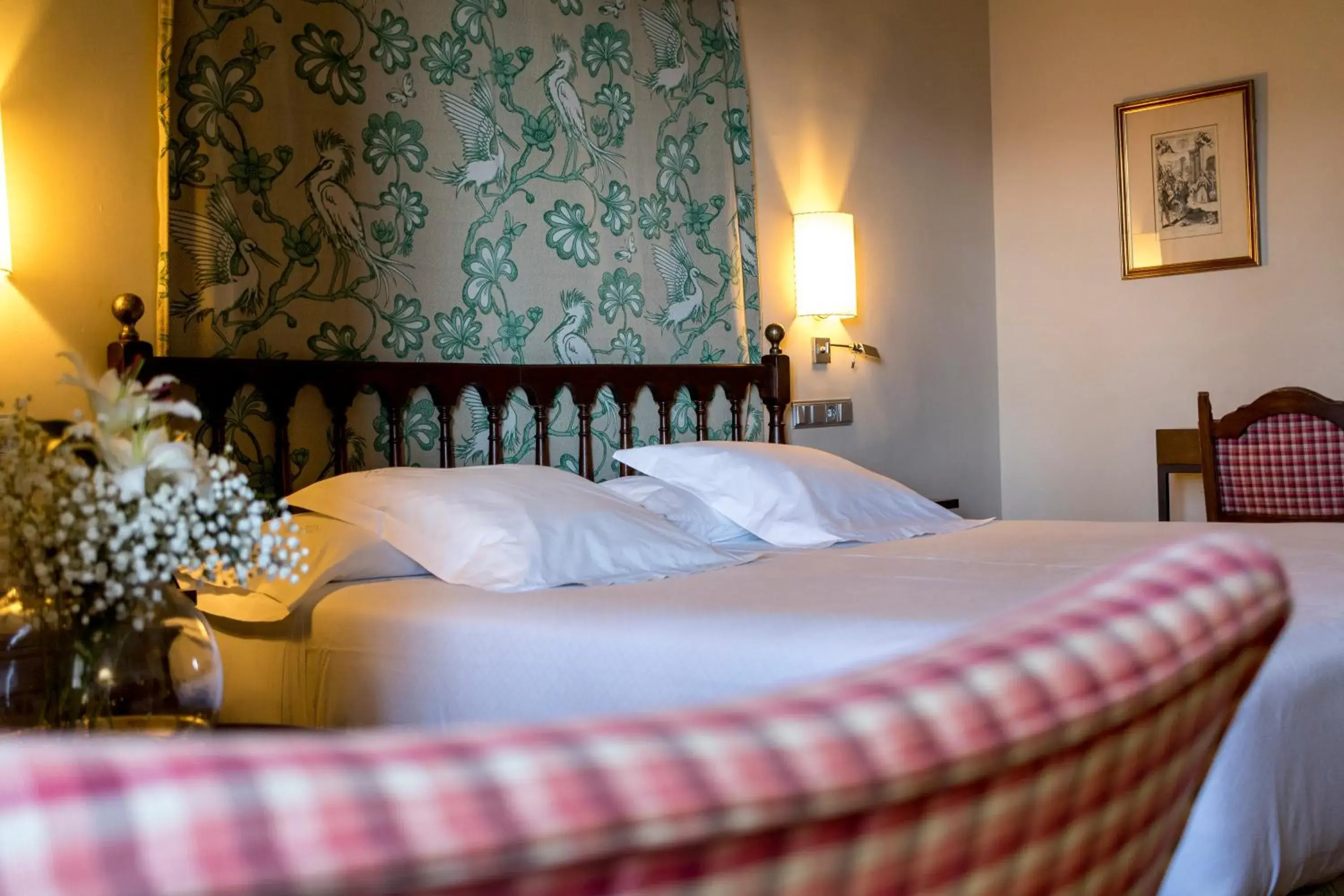 Decorative detail, Bed in Parador de Jarandilla de la Vera Decorative detail, Bed in Parador de Jarandilla de la Vera