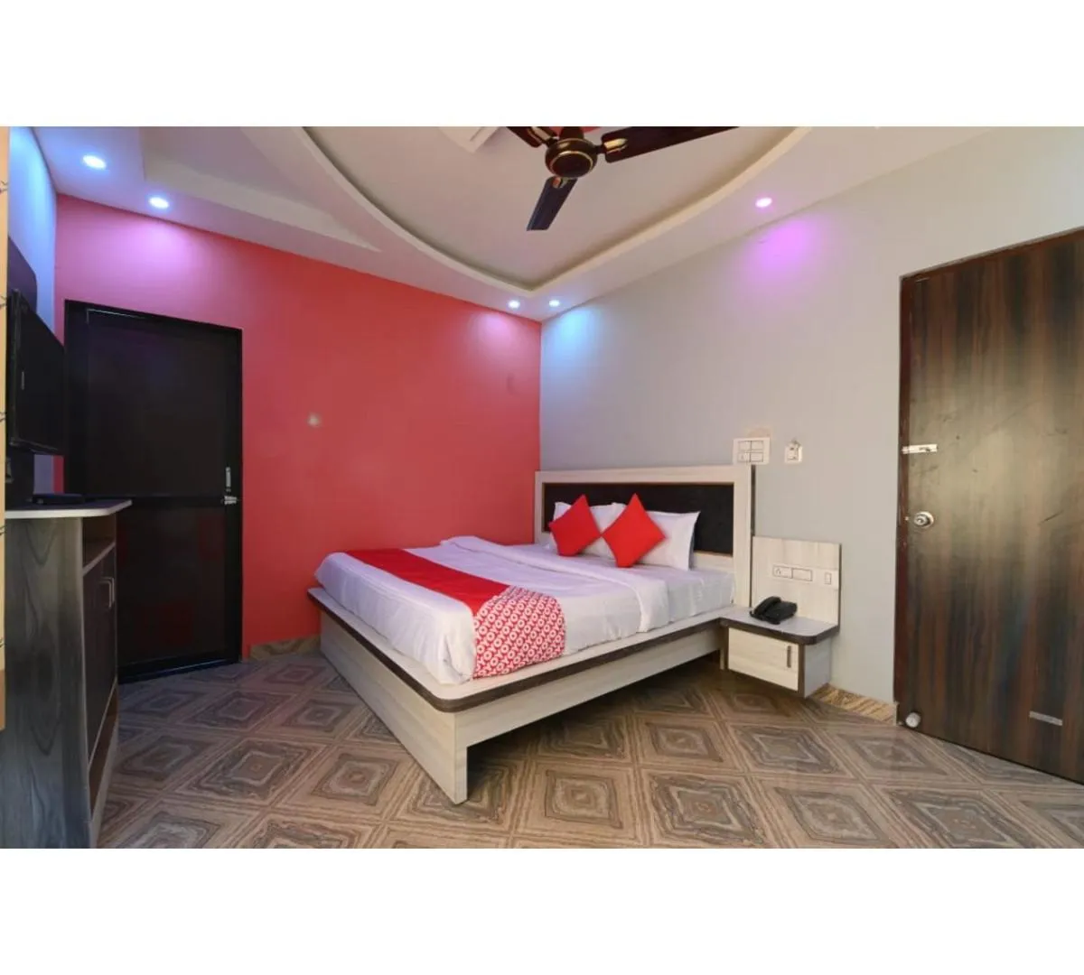 Bed in Hotel Lakhdatar Palace