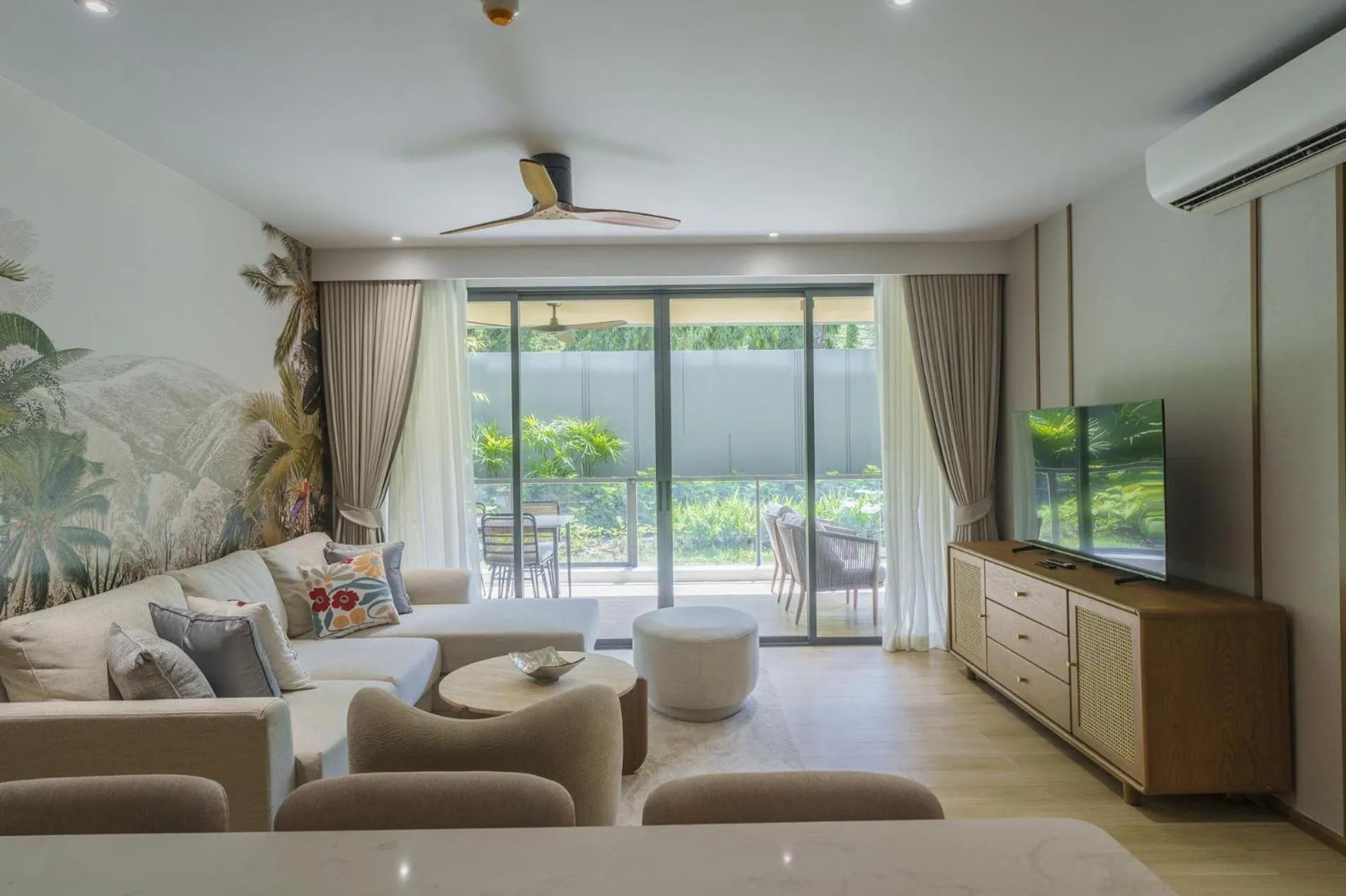 Floor plan in Laguna Beachfront 3BR Cozy Condo