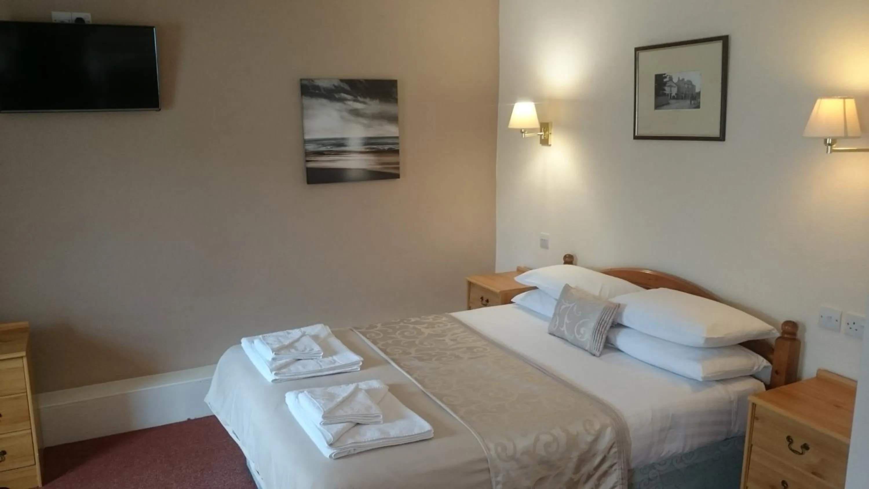 Bed in The Silverdale Hotel