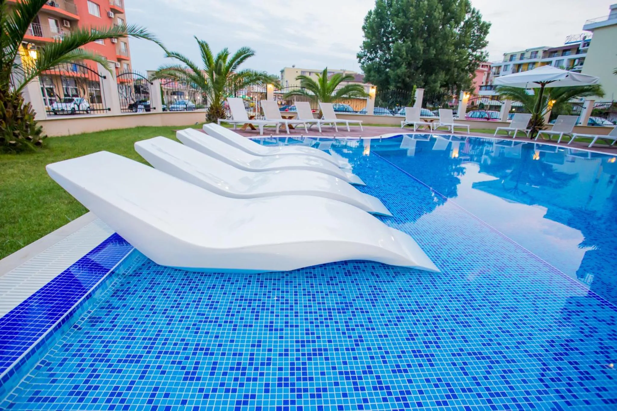 Day in Boutique Apart Hotel Versis