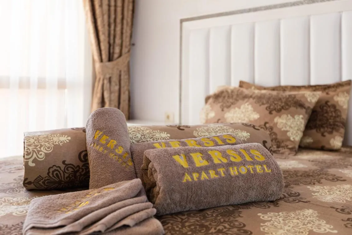 Decorative detail, Bed in Boutique Apart Hotel Versis