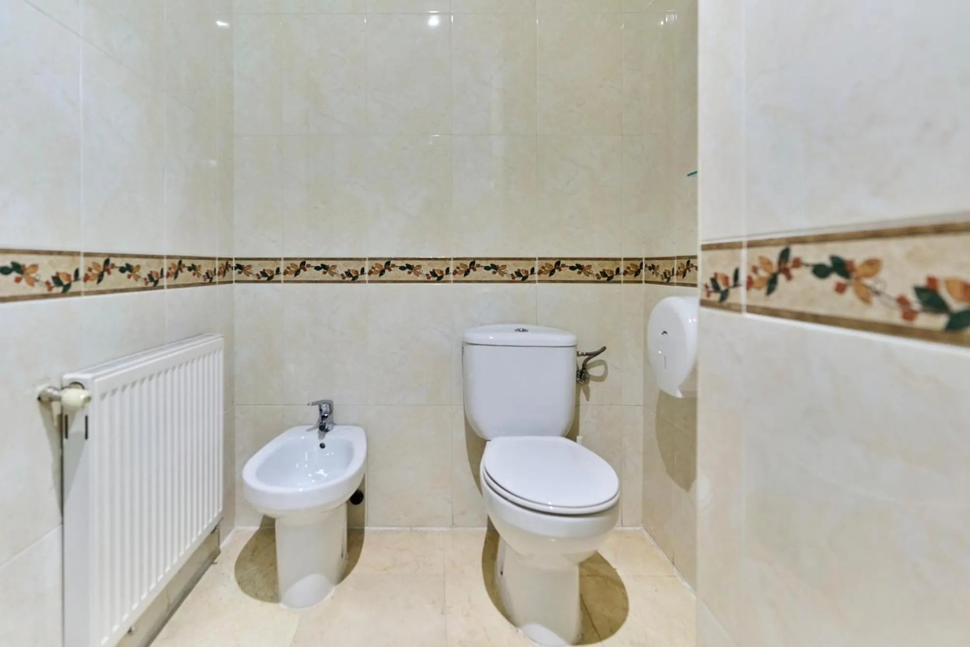 Toilet in Hotel Villamayor by gaiarooms