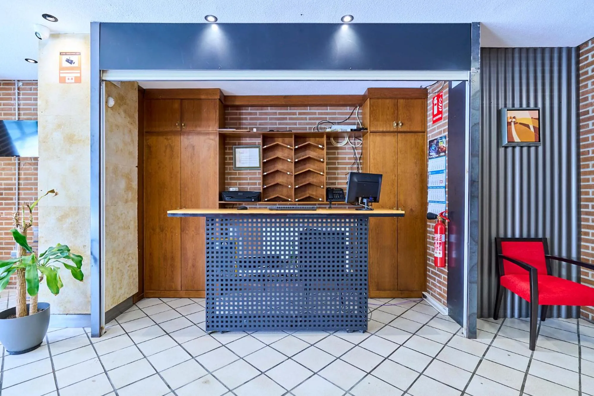 Facade/entrance in Hotel Villamayor by gaiarooms