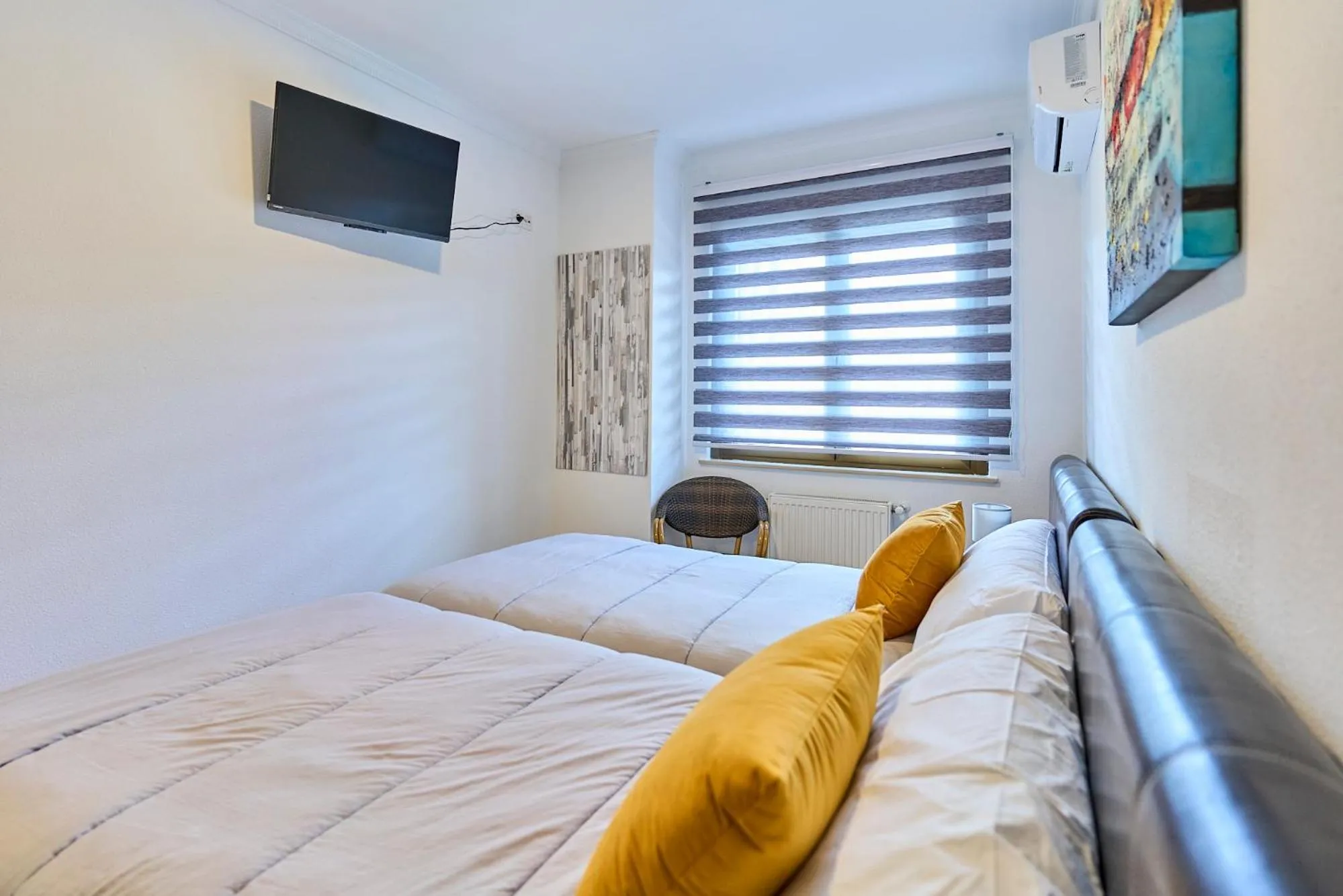 Bed in Hotel Villamayor by gaiarooms