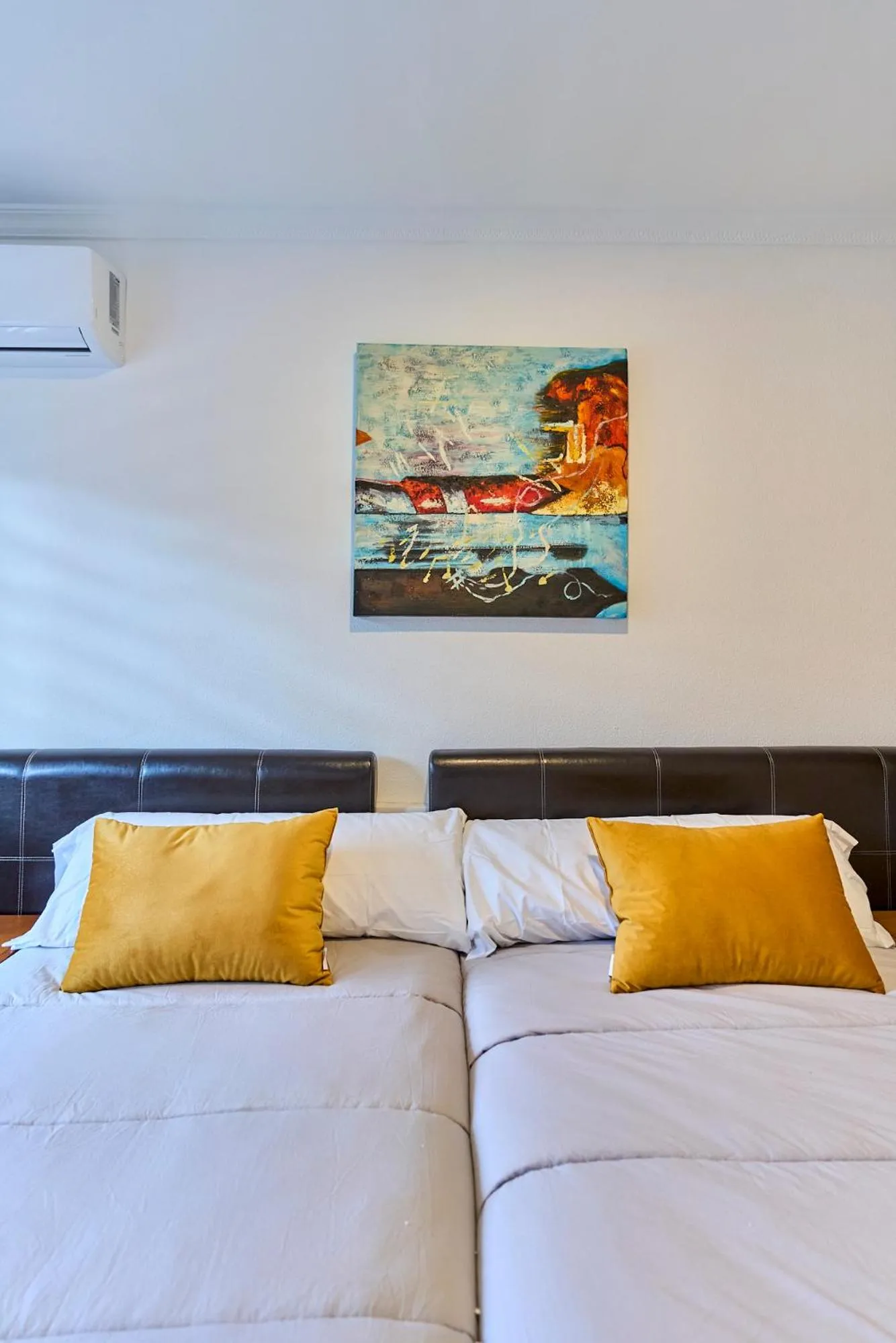 Bed in Hotel Villamayor by gaiarooms