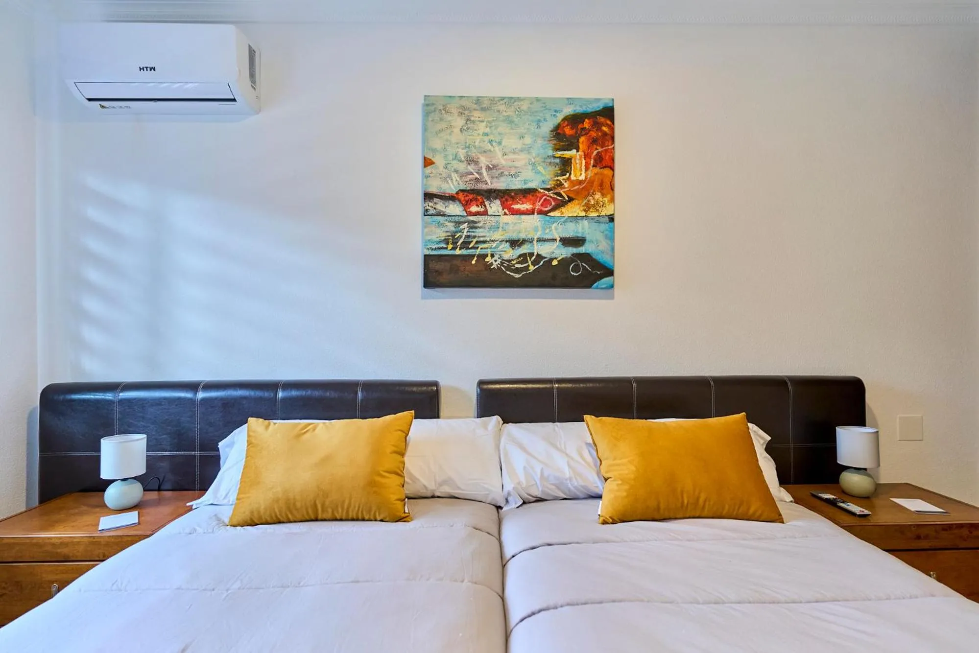 Bed in Hotel Villamayor by gaiarooms