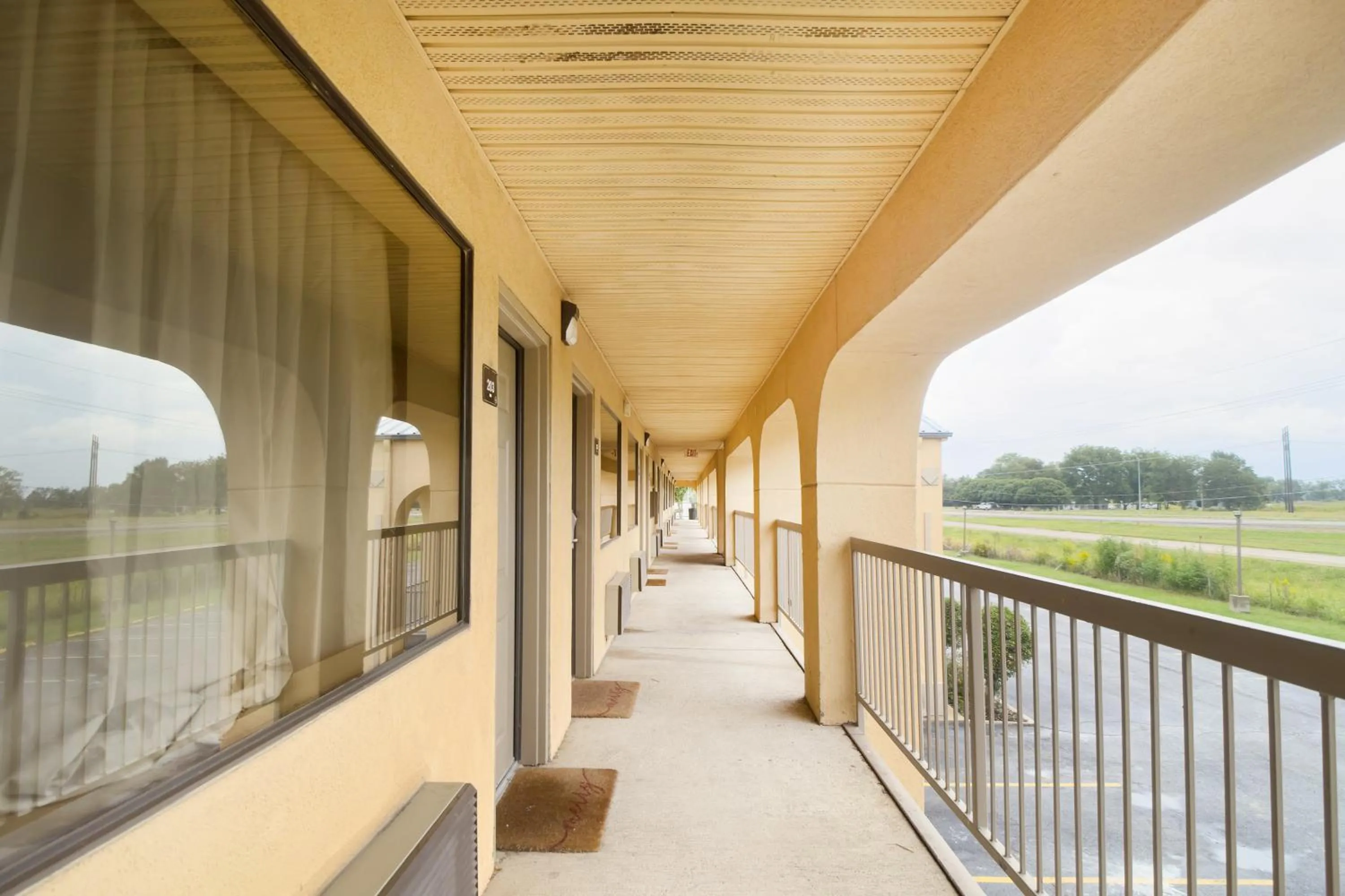 Balcony/Terrace in Deerfield Inn By Capital O Blytheville AR I55
