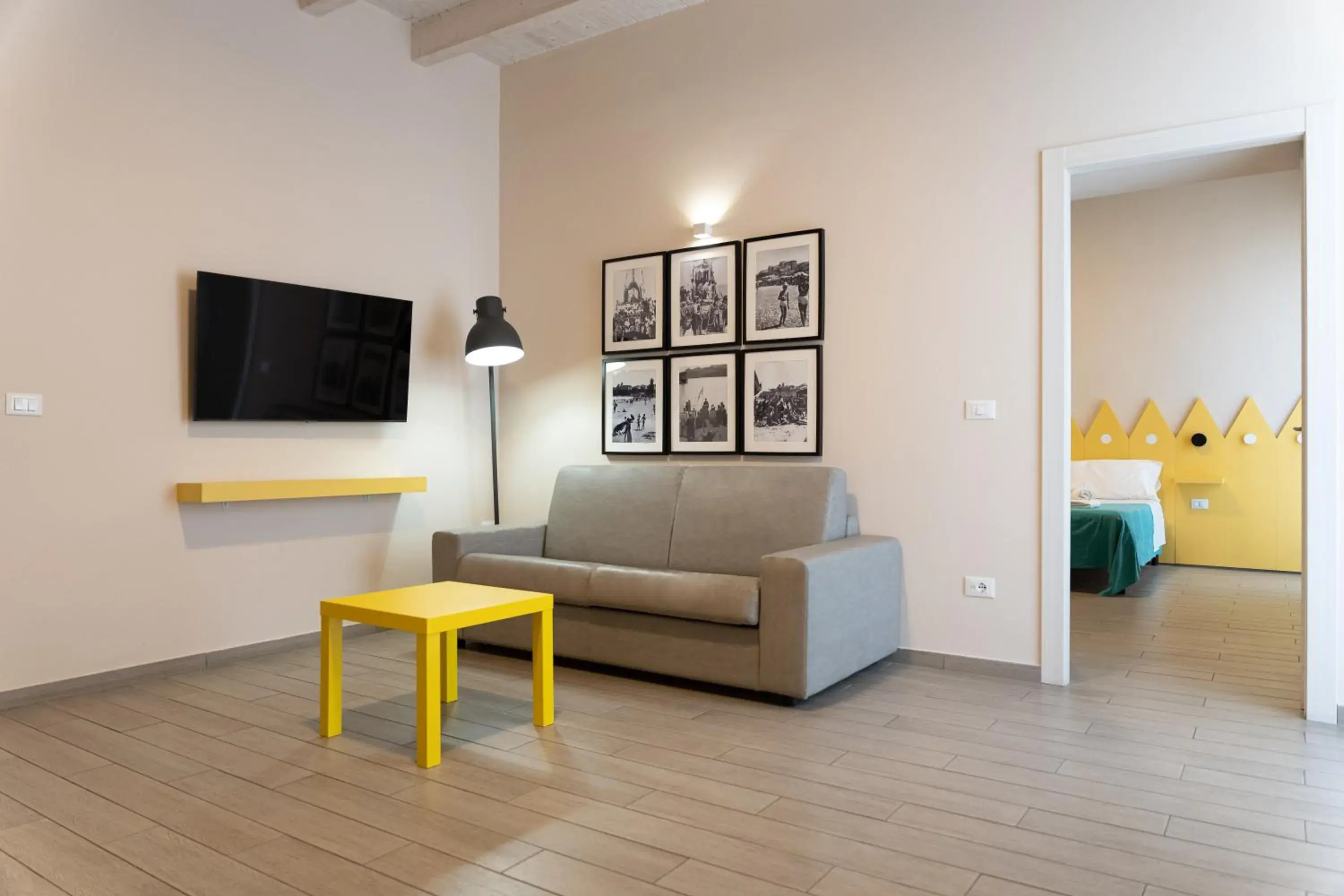 Family Room with Private Bathroom - single occupancy in Oceano Rooms Family Room with Private Bathroom - single occupancy in Oceano Rooms