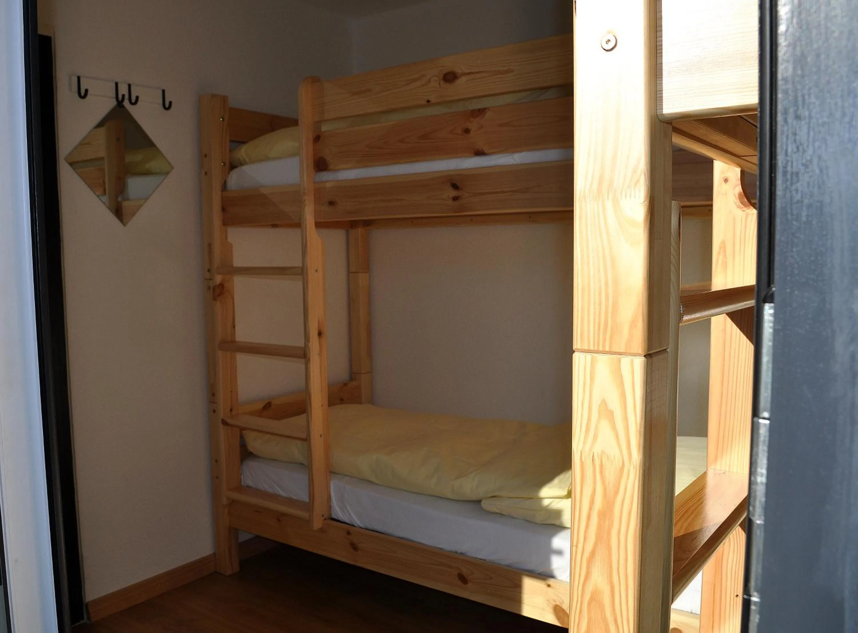 bunk bed, Bed in CLUB Lodges Berlin Mitte