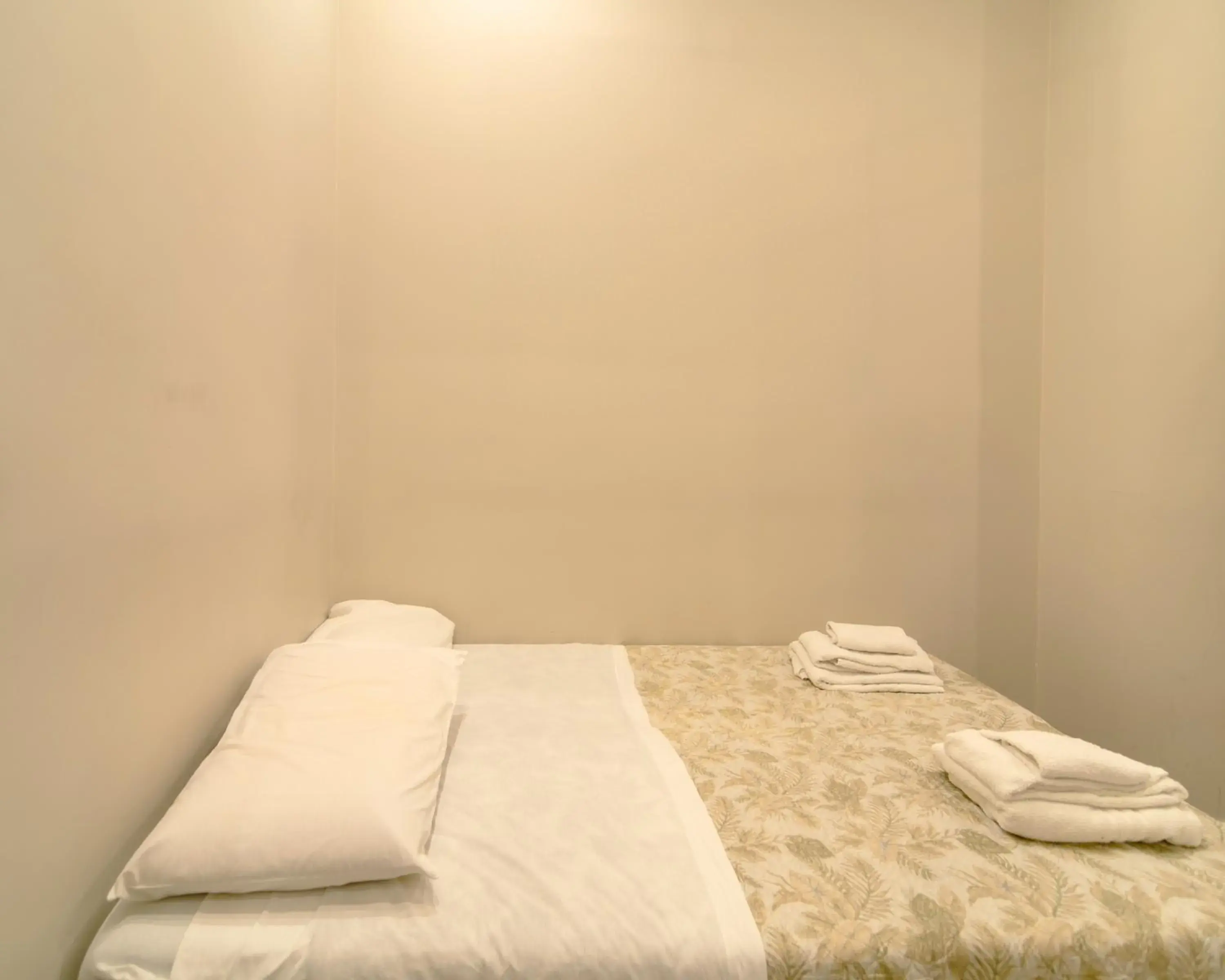 Bed in VESUVIANUS Rooms and More Bed in VESUVIANUS Rooms and More