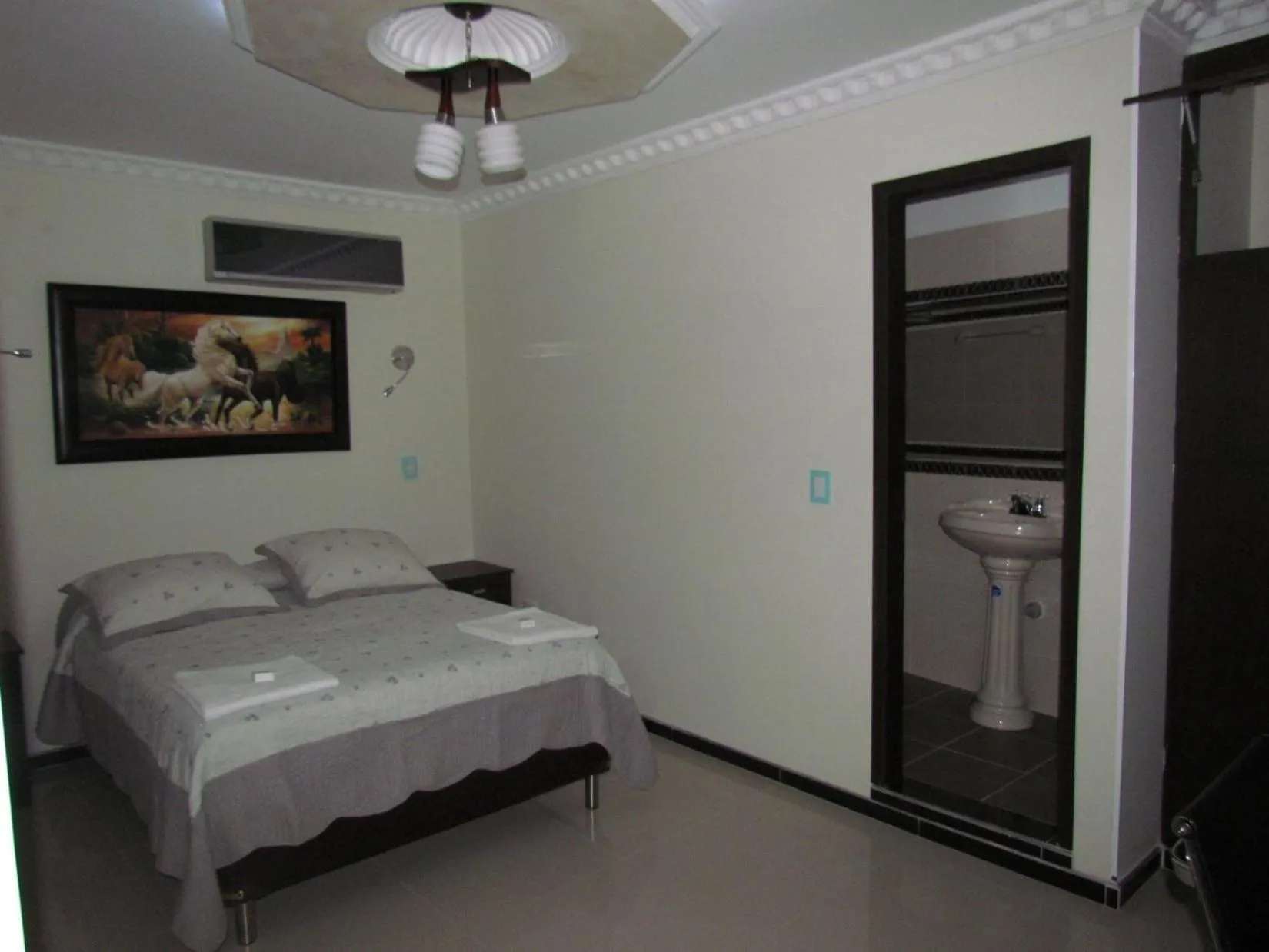 Bedroom, Bed in Hotel San Diego
