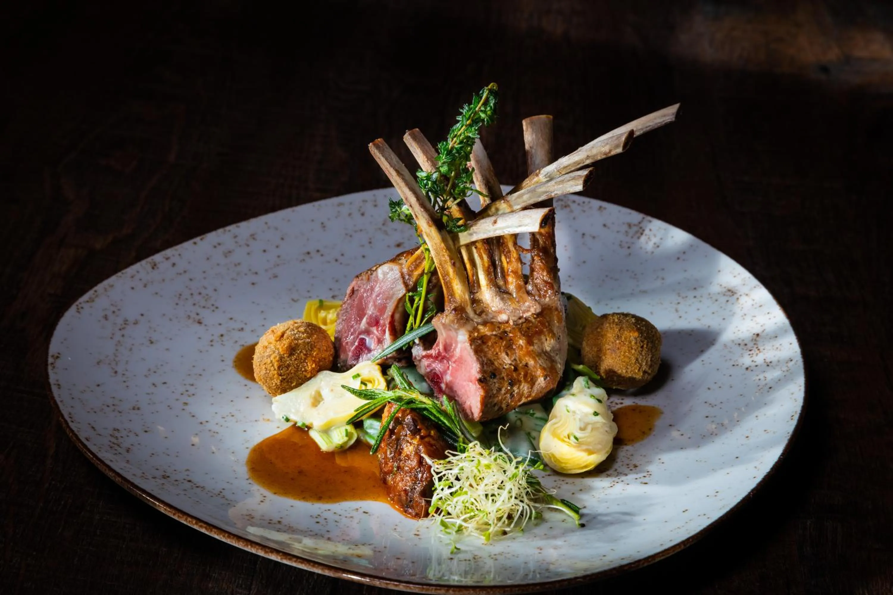 Restaurant/places to eat in Hotel König Albert