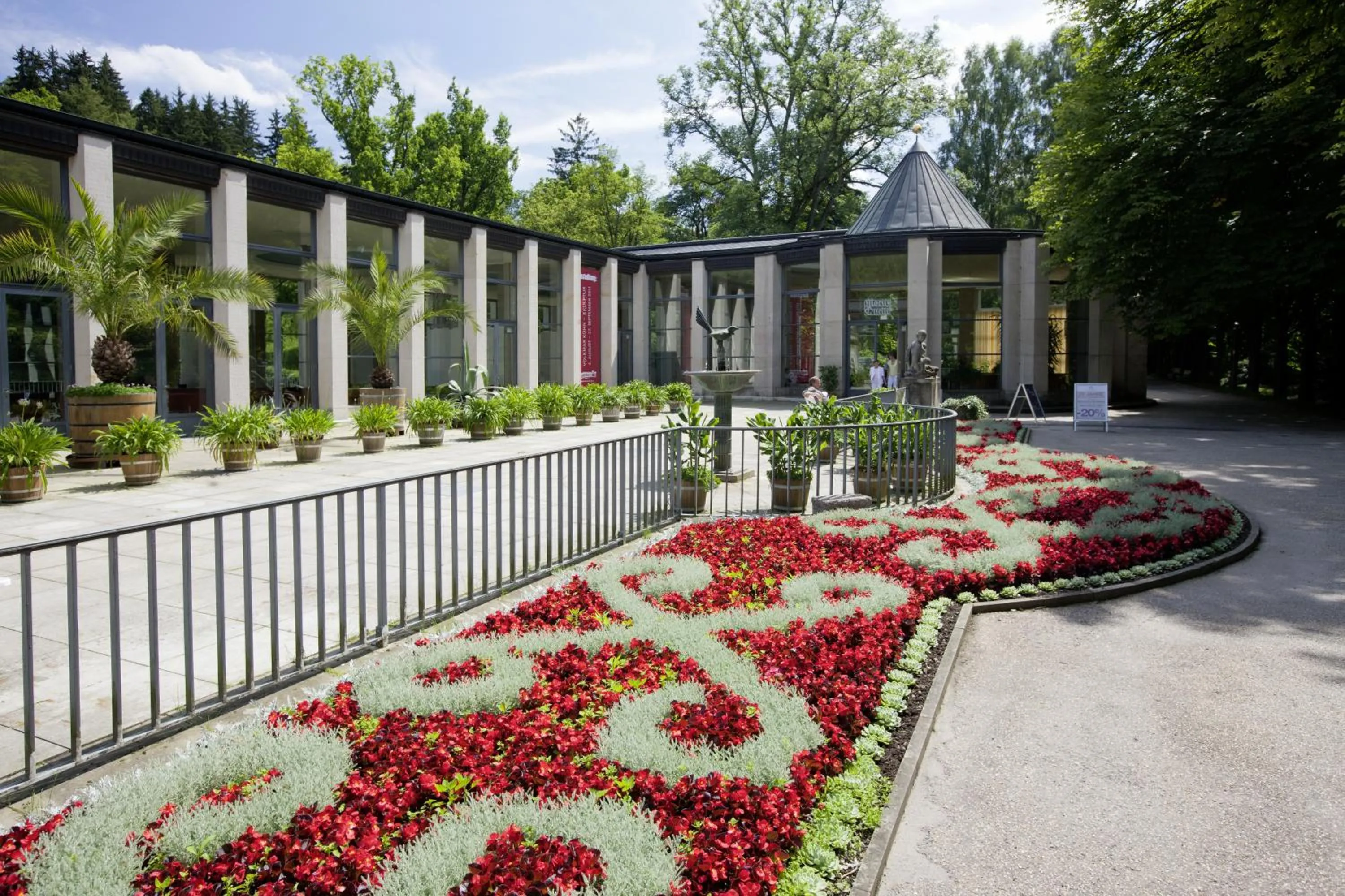 Nearby landmark in Hotel König Albert