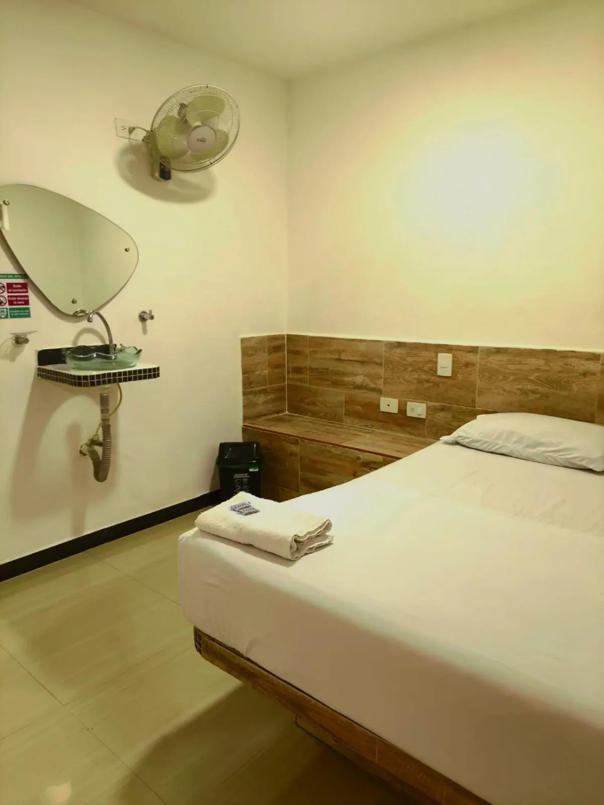 Hotel Casa Girardot Medellin