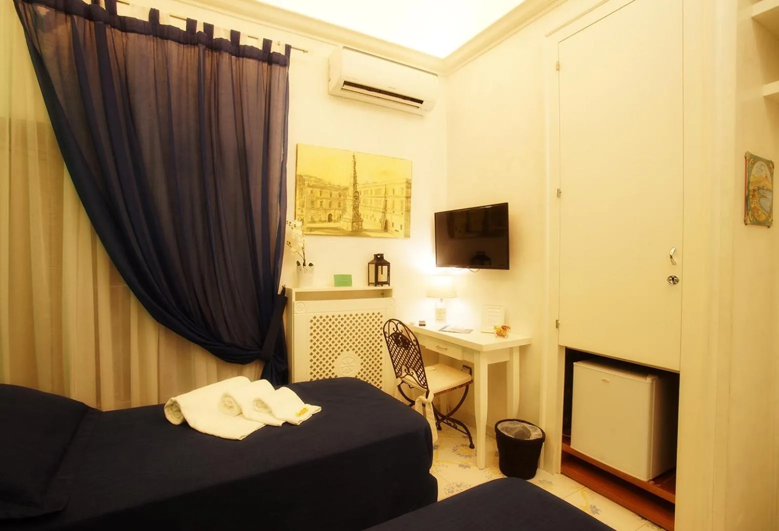 Bed in Le Vie Di Napoli B&B
