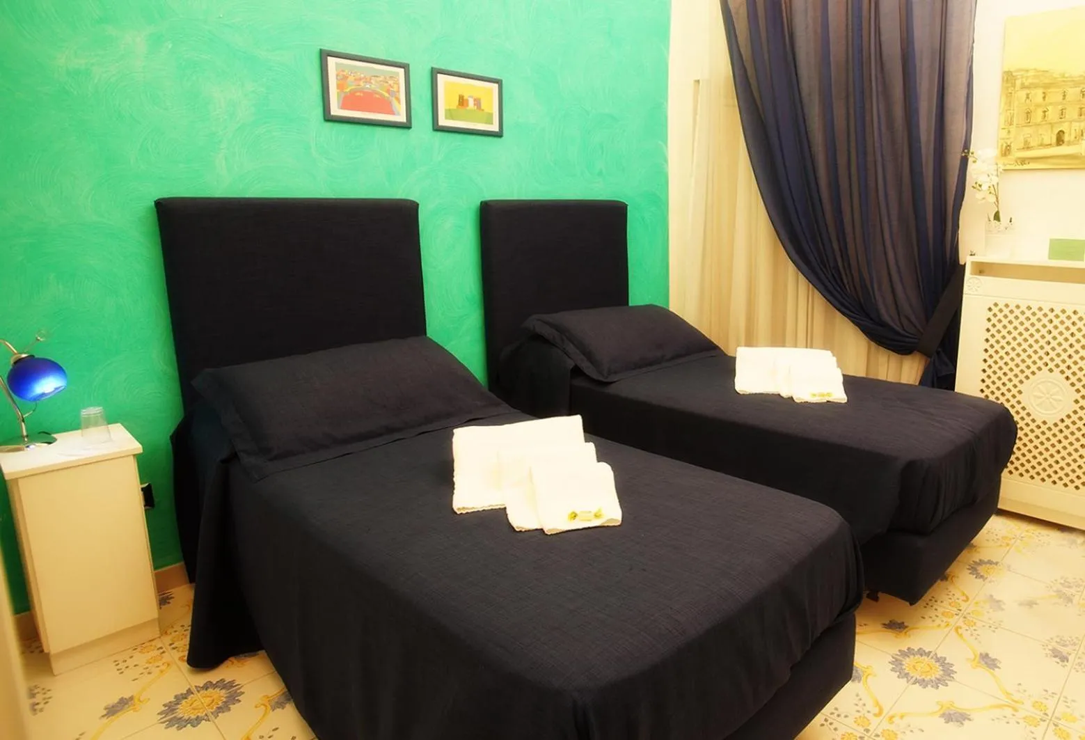 Bed in Le Vie Di Napoli B&B