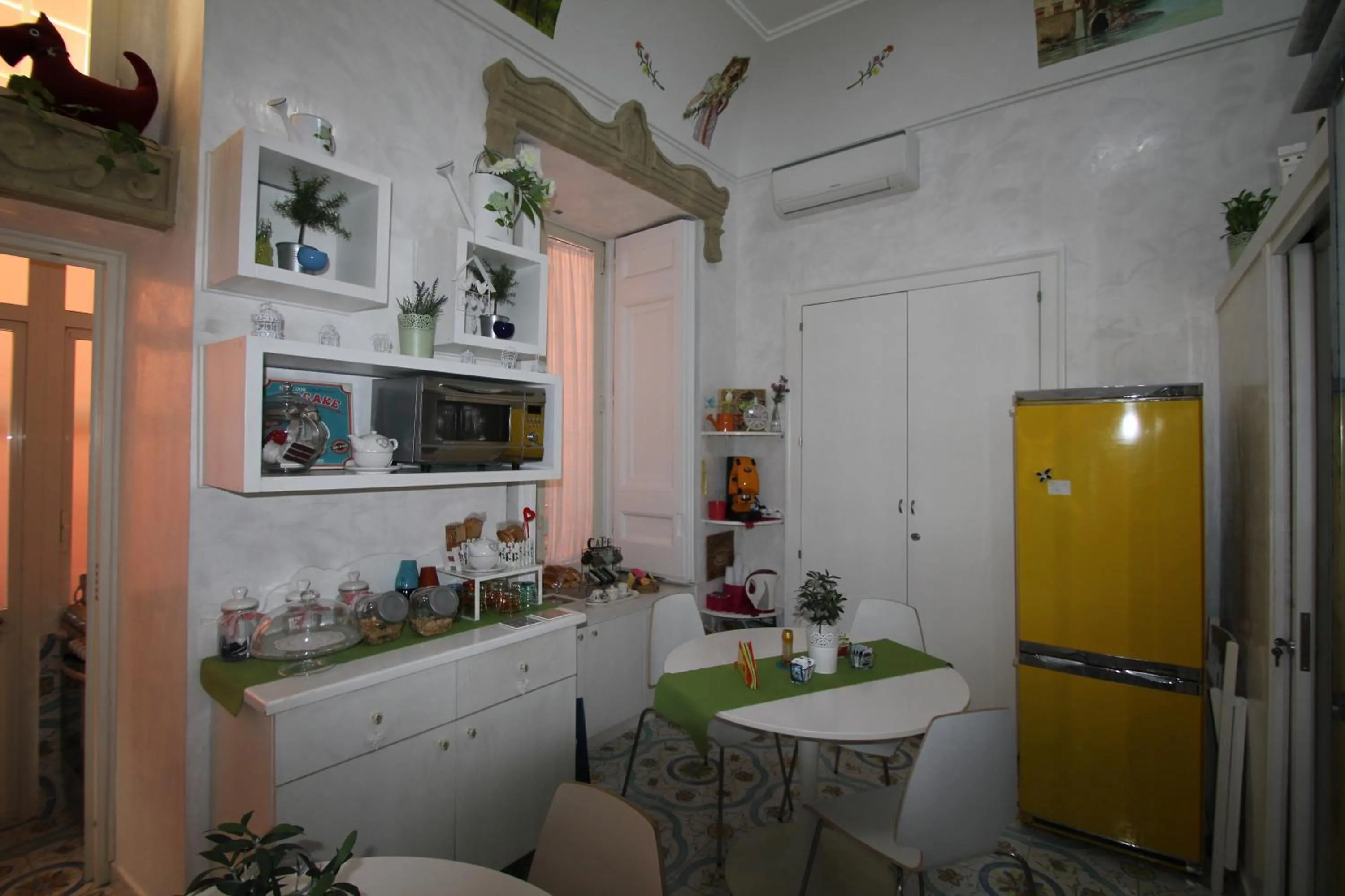 Area and facilities in Le Vie Di Napoli B&B