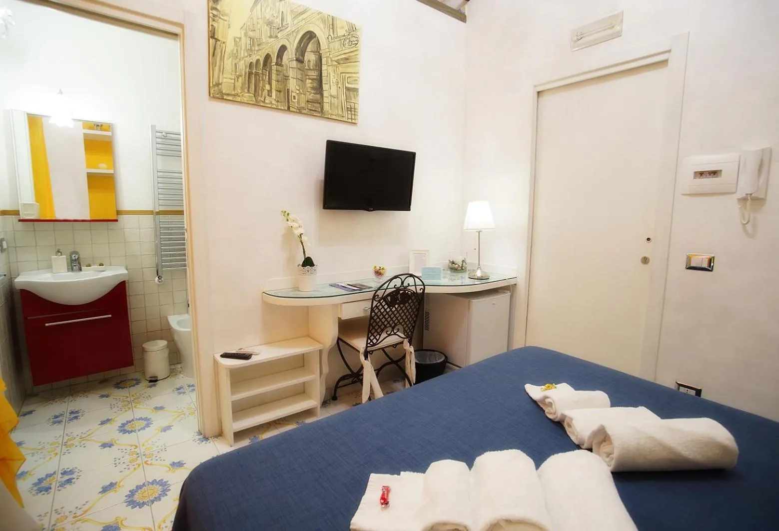 Bed in Le Vie Di Napoli B&B