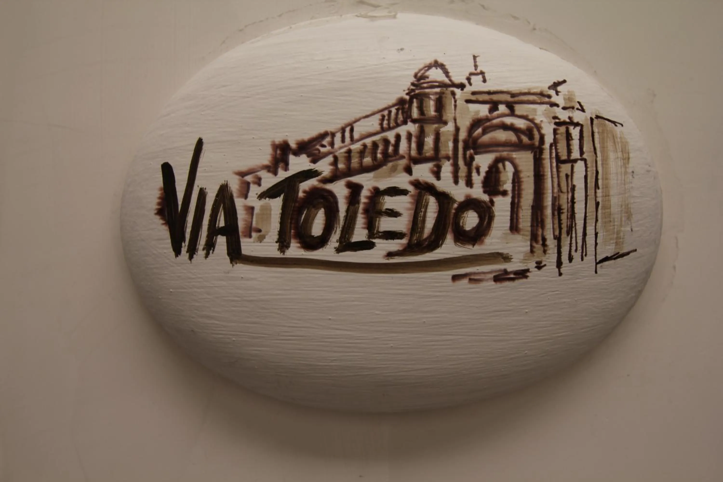 Decorative detail in Le Vie Di Napoli B&B