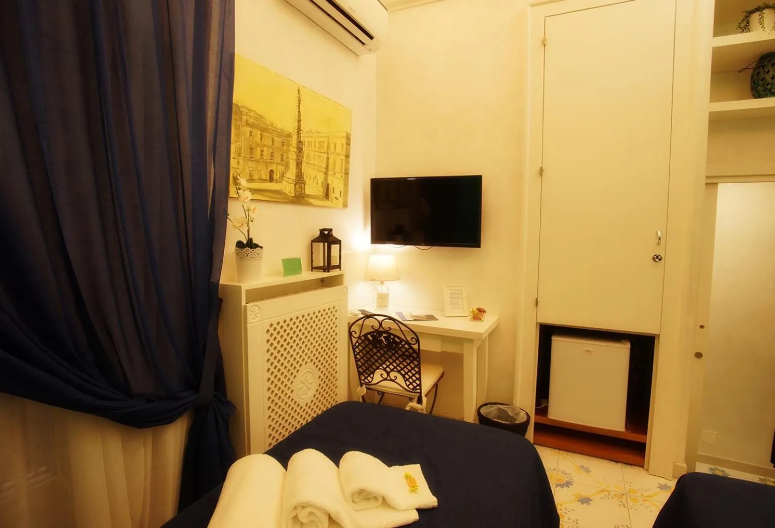 Bed in Le Vie Di Napoli B&B