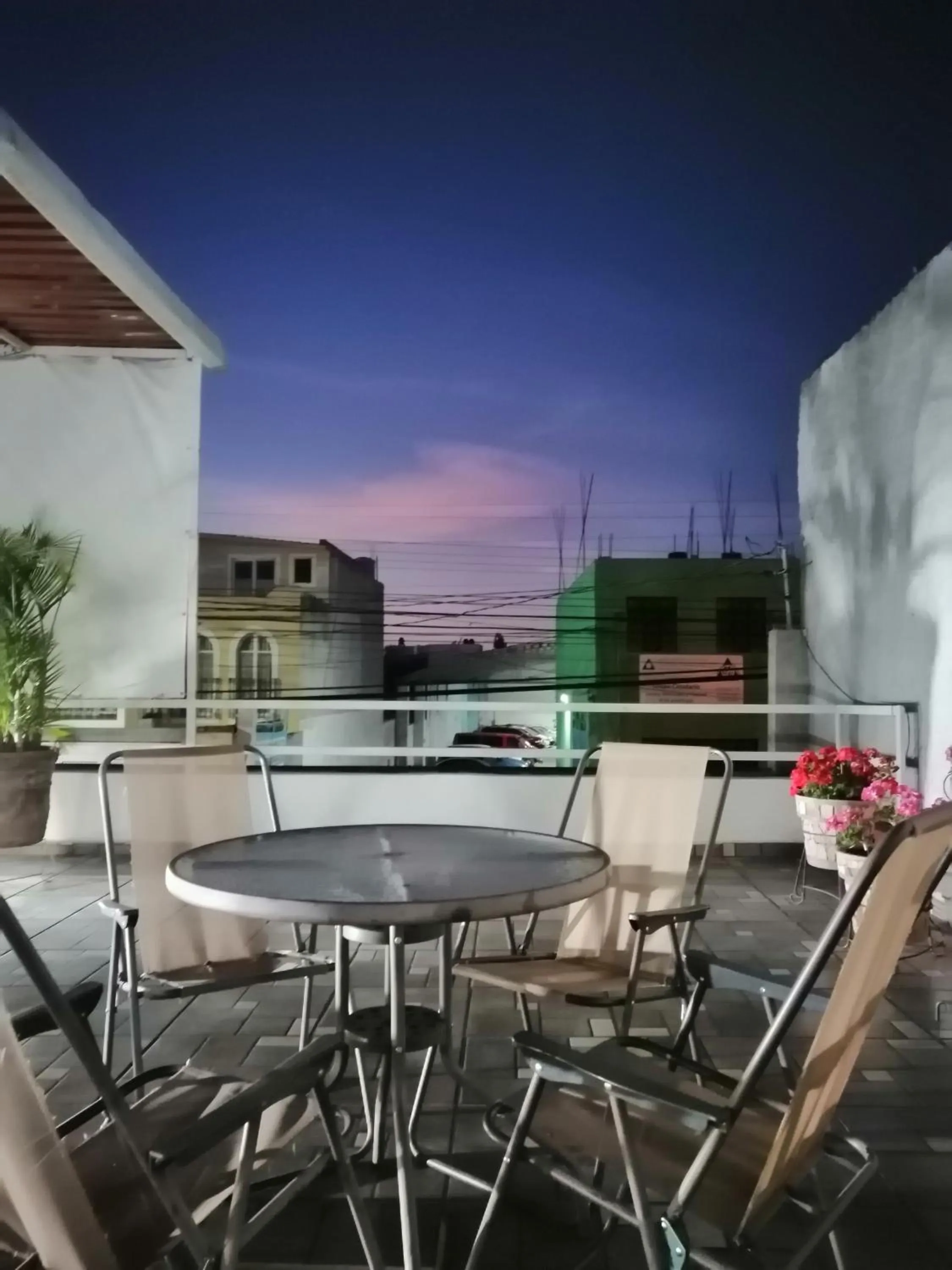 Balcony/Terrace in Hostal Maple