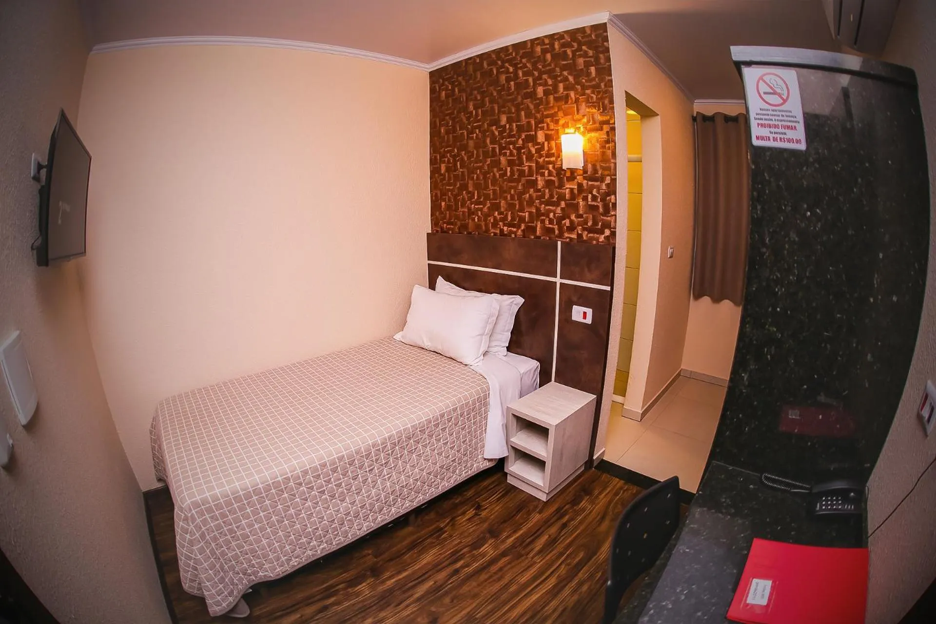 Bed in Garda Hotel
