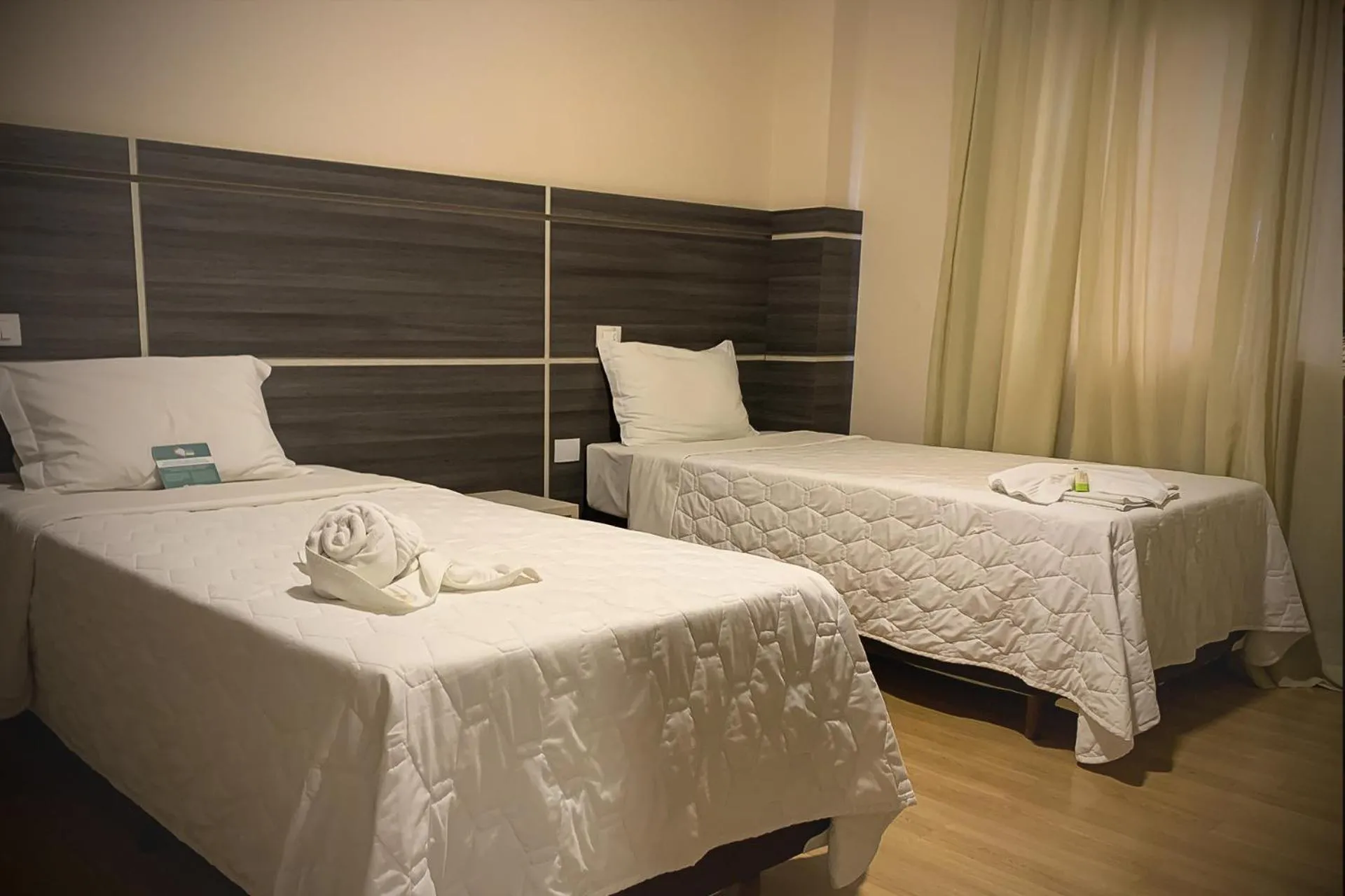 Bed in Garda Hotel