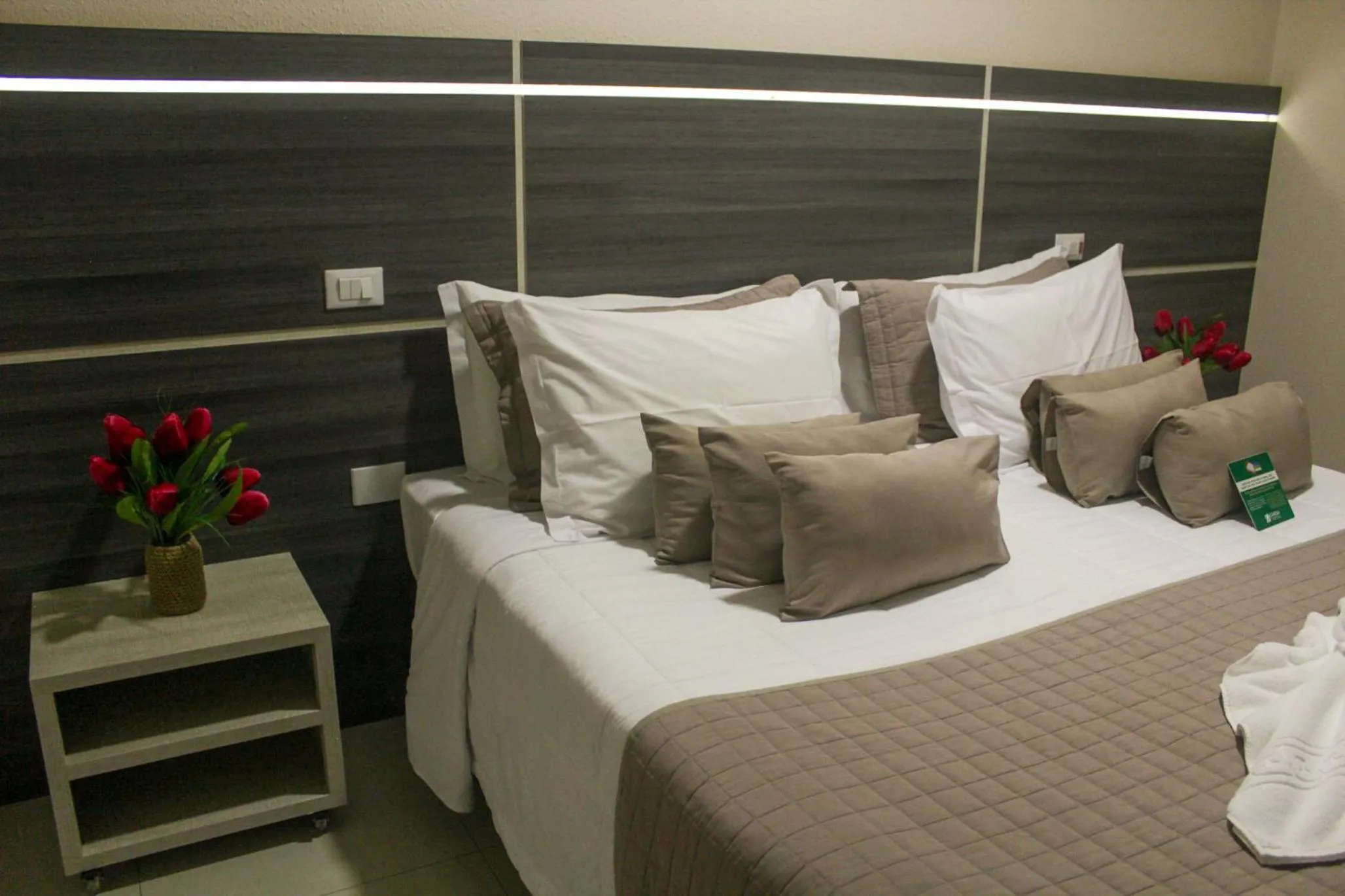 Bed in Garda Hotel