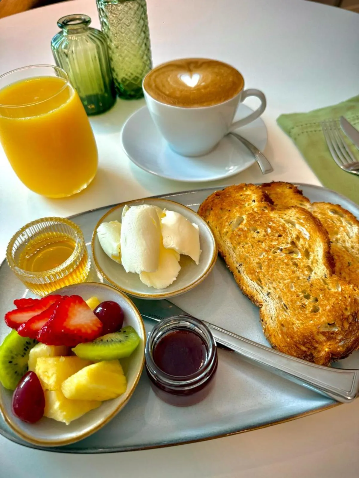 Breakfast in Dolce by Wyndham Miami Beach