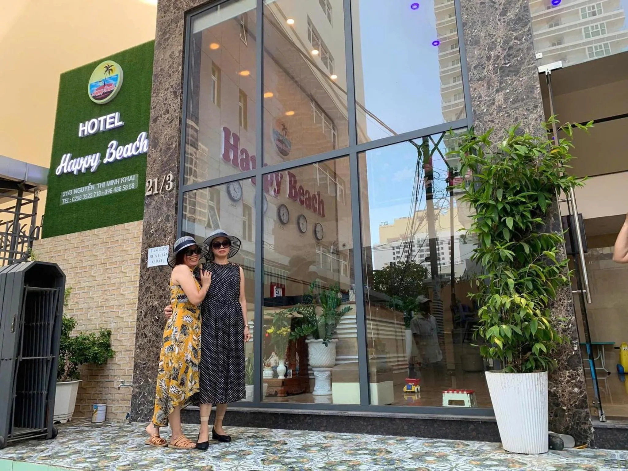Property building in Happy Beach Hotel