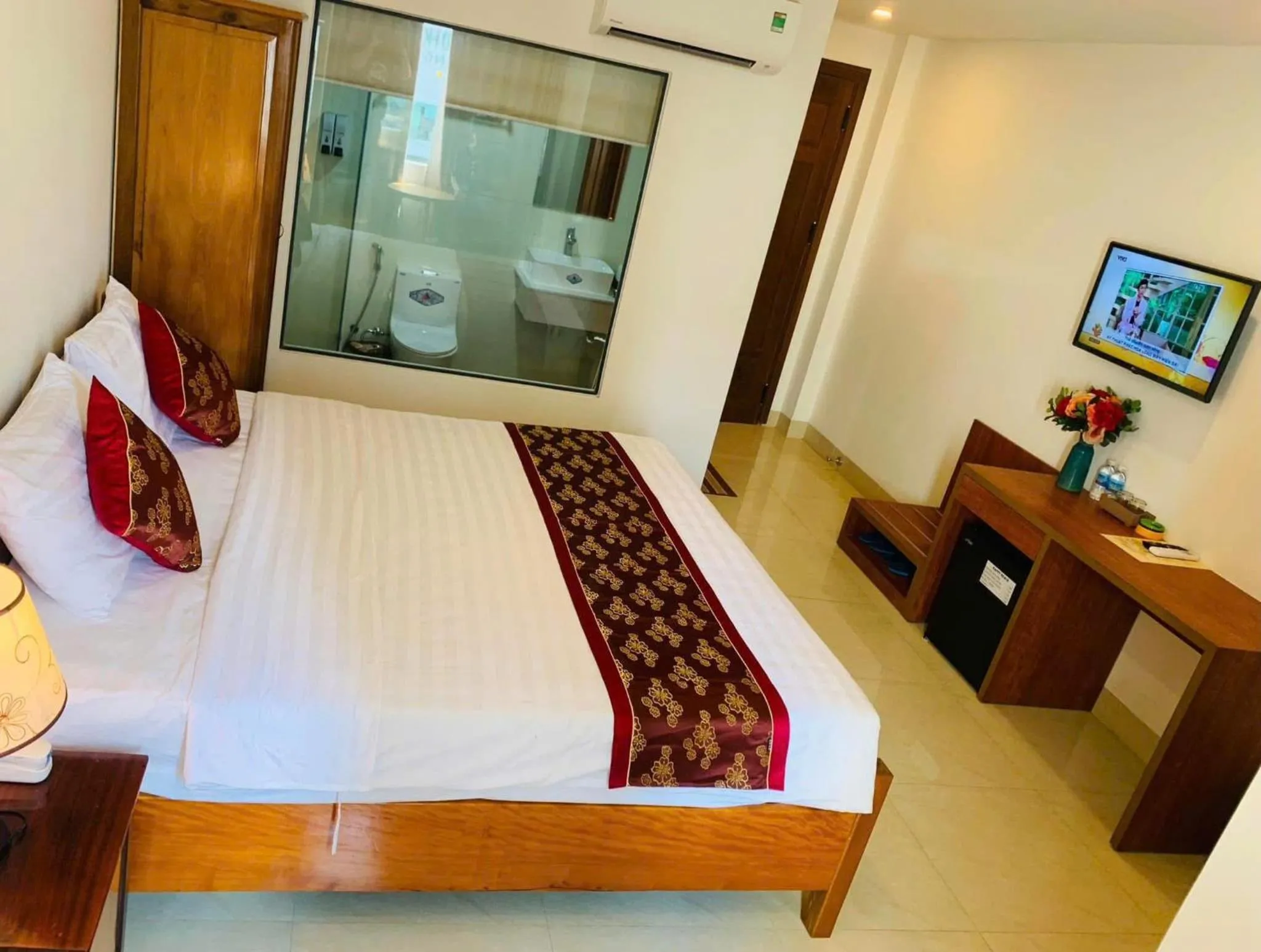 Bed in Happy Beach Hotel