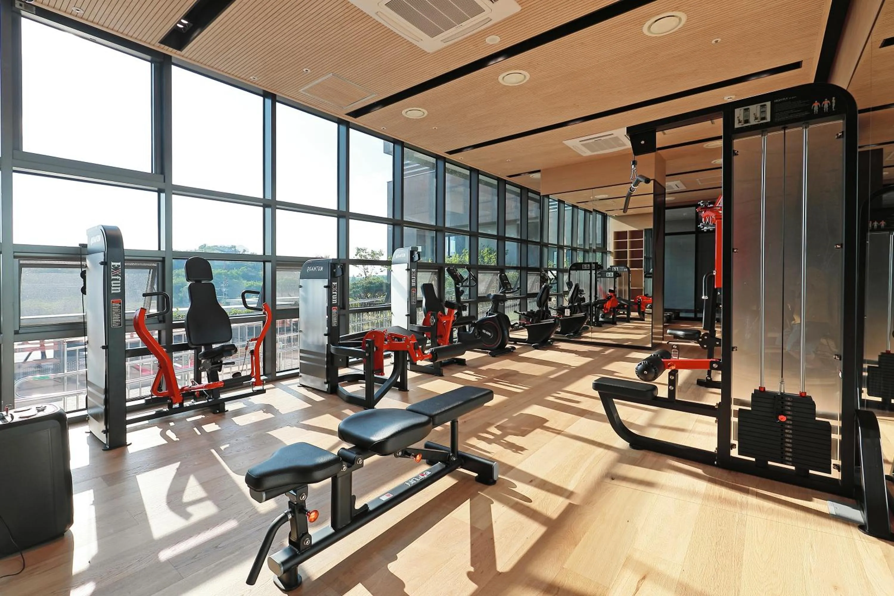 Fitness centre/facilities in Sota Suite Pyeongtaek Godeok branch