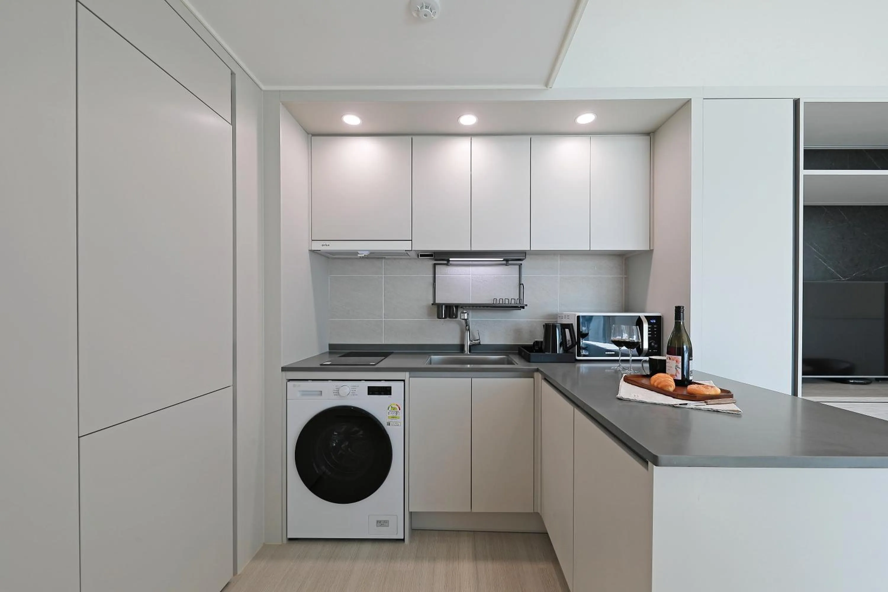 Coffee/tea facilities in Sota Suite Pyeongtaek Godeok branch