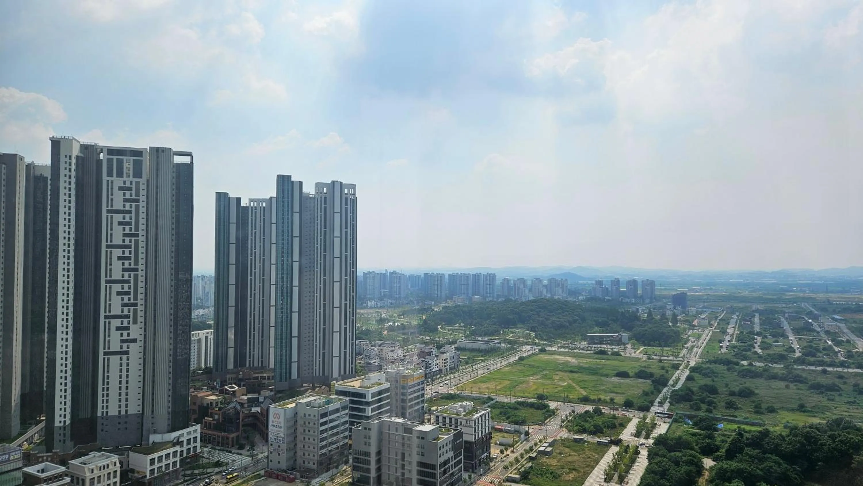 View (from property/room) in Sota Suite Pyeongtaek Godeok branch